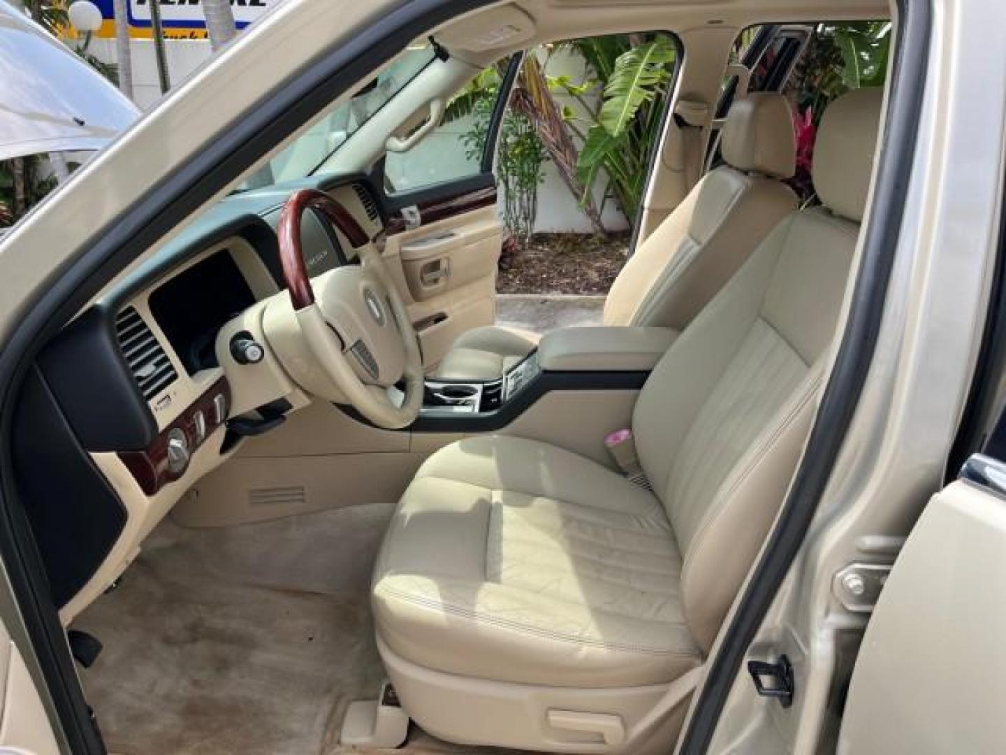 2005 Light French Silk Metallic /Camel Lincoln Aviator 3RD ROW AWD LOW MILES 65,811 (5LMEU88H35Z) with an 4.6L DOHC 32-Valve V8 Engine engine, Automatic transmission, located at 4701 North Dixie Hwy, Pompano Beach, FL, 33064, (954) 422-2889, 26.240938, -80.123474 - 2005 LINCOLN AVIATOR LUXURY ROAD READY AWD 4.6L V8 VIN: 5LMEU88H35ZJ28893 NO RECALLS LOW MILES 65,811 4 DOOR WAGON/SPORT UTILITY FLORIDA OWNER DUAL AC 4.6L V8 F DOHC PARK SENSORS SUNROOF GASOLINE 3 ROW LEATHER SEATS ALL WHEEL DRIVE DUAL ZONE AC 7 SERVICE RECORDS AWD Active Head Restraints Active Par - Photo#10