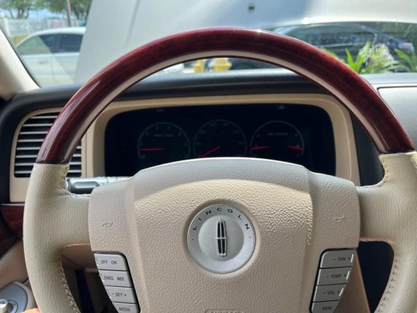 2005 Light French Silk Metallic /Camel Lincoln Aviator 3RD ROW AWD LOW MILES 65,811 (5LMEU88H35Z) with an 4.6L DOHC 32-Valve V8 Engine engine, Automatic transmission, located at 4701 North Dixie Hwy, Pompano Beach, FL, 33064, (954) 422-2889, 26.240938, -80.123474 - 2005 LINCOLN AVIATOR LUXURY ROAD READY AWD 4.6L V8 VIN: 5LMEU88H35ZJ28893 NO RECALLS LOW MILES 65,811 4 DOOR WAGON/SPORT UTILITY FLORIDA OWNER DUAL AC 4.6L V8 F DOHC PARK SENSORS SUNROOF GASOLINE 3 ROW LEATHER SEATS ALL WHEEL DRIVE DUAL ZONE AC 7 SERVICE RECORDS AWD Active Head Restraints Active Par - Photo#68