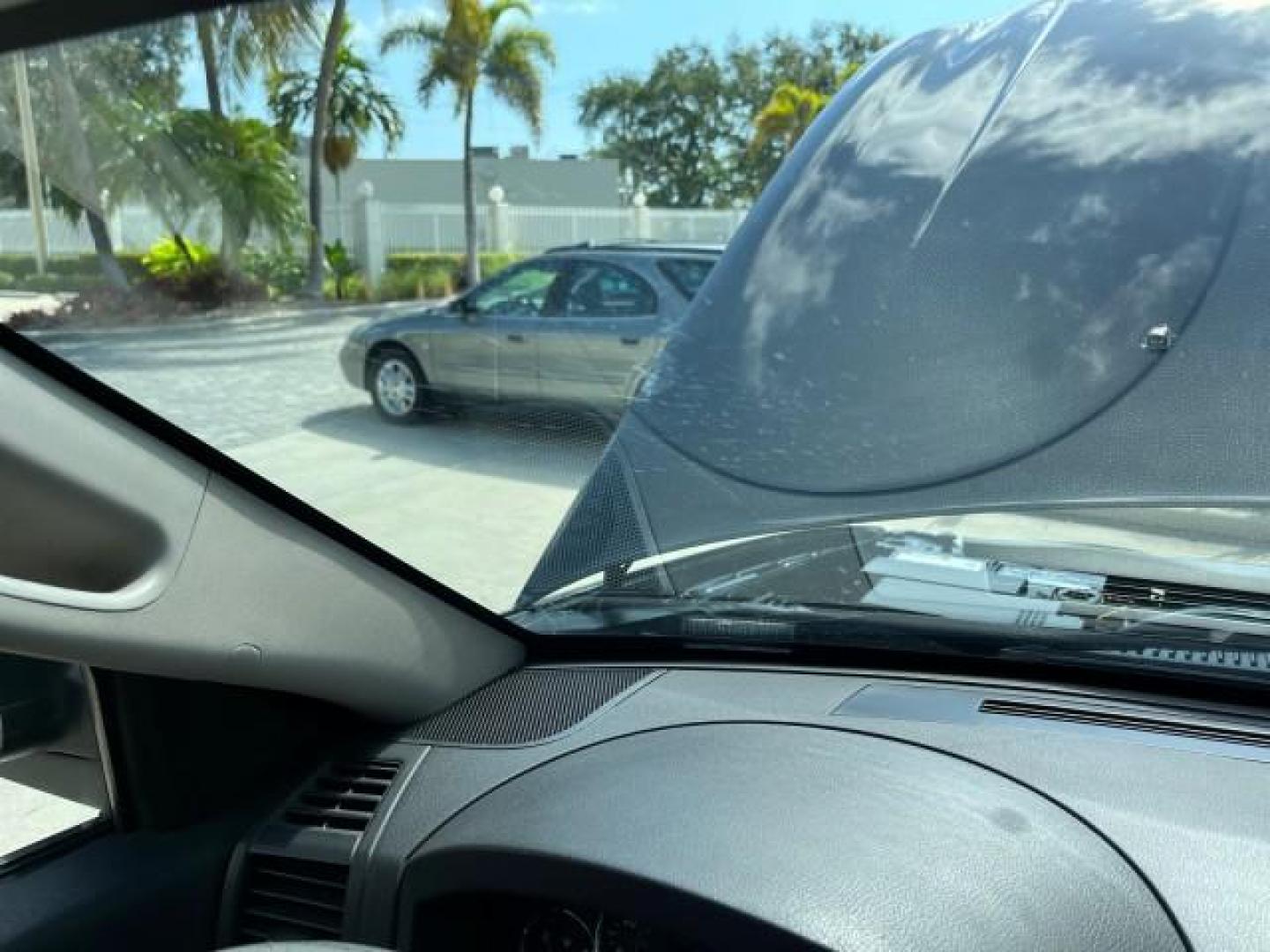 2008 Brilliant Blk Crystal Pearl /Dark Slate Gray Jeep Grand Cherokee Laredo LOW MILES 60,419 (1J8GS48K68C) with an 3.7L V6 Engine engine, Automatic transmission, located at 4701 North Dixie Hwy, Pompano Beach, FL, 33064, (954) 422-2889, 26.240938, -80.123474 - OUR WEBPAGE FLORIDACARS1.COM HAS OVER 100 PHOTOS AND FREE CARFAX LINK 2008 JEEP GRAND CHEROKEE LAREDO NEW $ 29,085 ROAD READY VIN: 1J8GS48K68C140207 NO ACCIDENTS POWER SEATS 4 DOOR WAGON/SPORT UTILITY LOW MILES 60.419 3.7L V6 F FLORIDA OWNER POWER MIRRORS GASOLINE REAR WHEEL DRIVE 4X2 Active Head Re - Photo#37