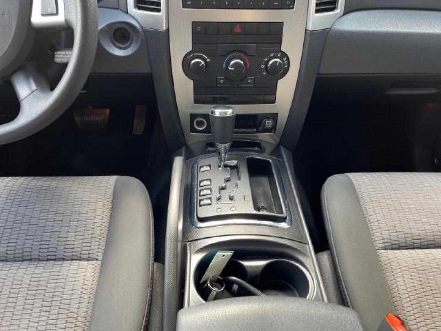 2008 Brilliant Blk Crystal Pearl /Dark Slate Gray Jeep Grand Cherokee Laredo LOW MILES 60,419 (1J8GS48K68C) with an 3.7L V6 Engine engine, Automatic transmission, located at 4701 North Dixie Hwy, Pompano Beach, FL, 33064, (954) 422-2889, 26.240938, -80.123474 - OUR WEBPAGE FLORIDACARS1.COM HAS OVER 100 PHOTOS AND FREE CARFAX LINK 2008 JEEP GRAND CHEROKEE LAREDO NEW $ 29,085 ROAD READY VIN: 1J8GS48K68C140207 NO ACCIDENTS POWER SEATS 4 DOOR WAGON/SPORT UTILITY LOW MILES 60.419 3.7L V6 F FLORIDA OWNER POWER MIRRORS GASOLINE REAR WHEEL DRIVE 4X2 Active Head Re - Photo#48