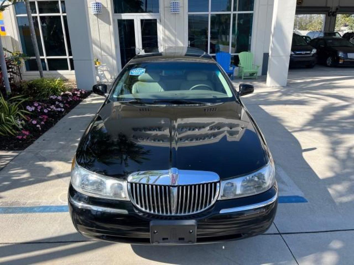 1999 Black /Light Parchment Lincoln Town Car LIMO Executive LOW MILES 53,705 (1L1FM81W6XY) with an 4.6L SOHC SEFI V8 Engine engine, Automatic transmission, located at 4701 North Dixie Hwy, Pompano Beach, FL, 33064, (954) 422-2889, 26.240938, -80.123474 - 1999 LINCOLN TOWN CAR EXECUTIVE NEW $38,525 JUST THE CAR ROAD READY VIN: 1L1FM81W6XY621283 NO ACCIDENTS FLORIDA OWNER LIMOUSINE WORK READY 4.6L V8 4.6L V8 F OHV LOW MILES 53,705 GASOLINE NO RECALLS 24 MPG REAR WHEEL DRIVE 14 SERVICE RECORDS THIS IS ONE OF THE NICEST LINCOLN WE HAVE EVER LISTED RETIR - Photo#87