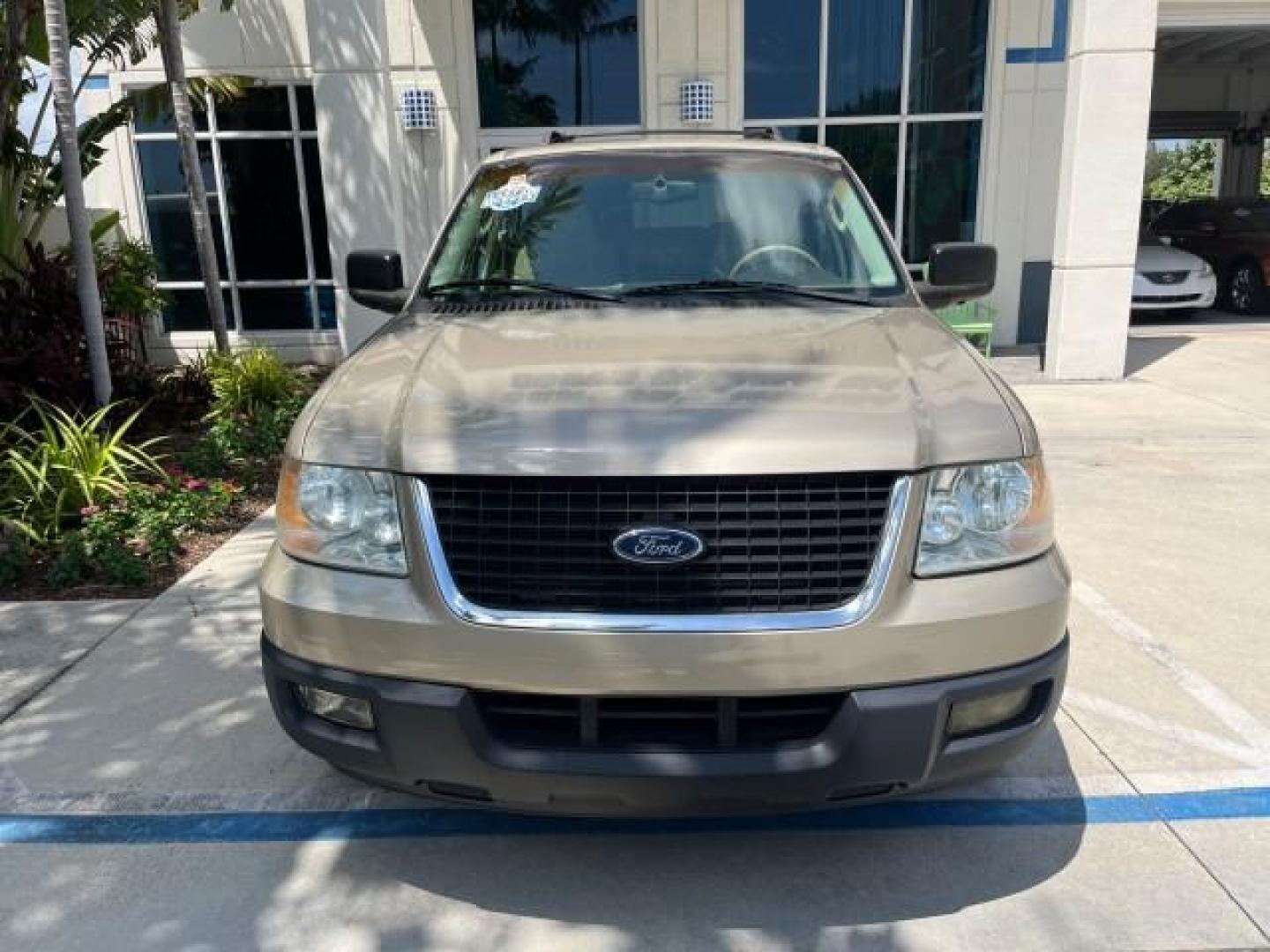 2005 Pueblo Gold Metallic /Medium Flint Grey Ford Expedition 1 FL XLT LOW MILES 46,198 (1FMPU15595L) with an 5.4L SOHC SEFI 24-Valve V8 Engine engine, Automatic transmission, located at 4701 North Dixie Hwy, Pompano Beach, FL, 33064, (954) 422-2889, 26.240938, -80.123474 - OUR WEBPAGE FLORIDACARS1.COM HAS OVER 100 PHOTOS AND FREE CARFAX LINK 2005 FORD EXPEDITION XLT NEW $35,450 ROAD READY VIN: 1FMPU15595LA16261 1 FLORIDA OWNER 4 DOOR WAGON/SPORT UTILITY 3 ROW SEATS POWER 3RD ROW 5.4L V8 F SOHC POWER MIRRORS/SEATS GASOLINE 6 SERVICE RECORDS REAR WHEEL DRIVE LOW MILES 4 - Photo#65