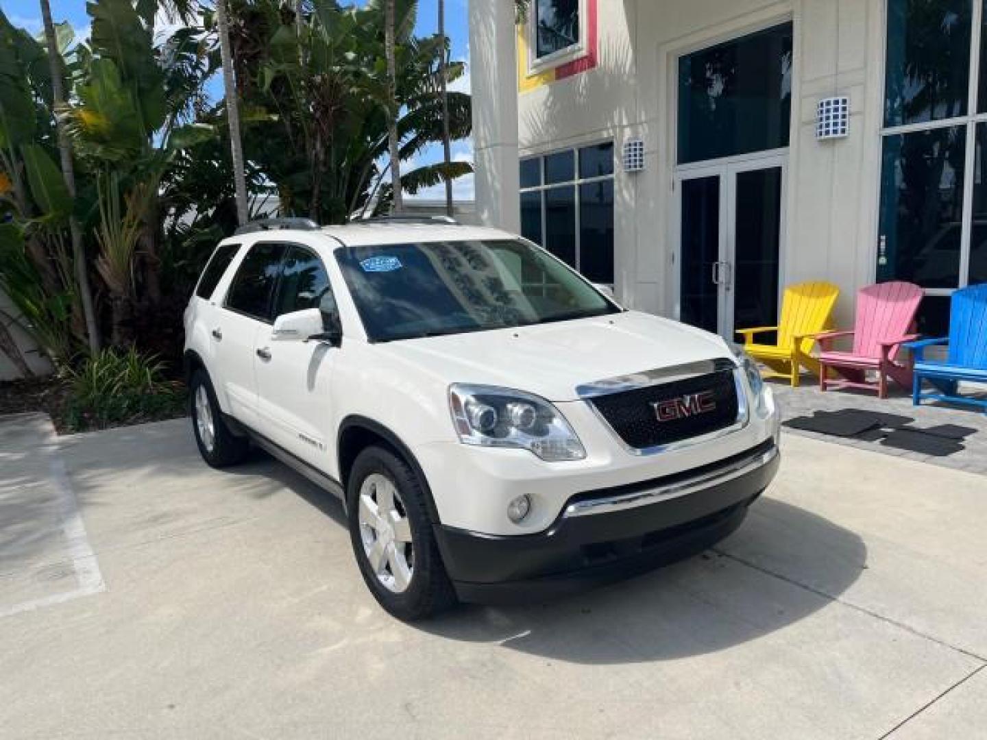 2007 White Diamond Tricoat /Brick GMC Acadia RED LEATHER SLT LOW MILES 74,335 (1GKER33727J) with an 3.6L VVT V6 MPFI Engine engine, Automatic transmission, located at 4701 North Dixie Hwy, Pompano Beach, FL, 33064, (954) 422-2889, 26.240938, -80.123474 - 2007 GMC ACADIA SLT-2 NEW $ 36,800 REAR DVD ENTERTAINMENT VIN: 1GKER33727J116900 NO ACCIDENTS NO RECALLS 4 DOOR WAGON/SPORT UTILITY 3 ROW SEATS BLUETOOTH 3.6L V6 F POWER MEMORI HEATED SEATS GASOLINE POWER REAR DOOR DUAL ZONE AC 3.6L V6 FRONT WHEEL DRIVE LOW MILES 74,335 BACK UP SENSORS Adjustable Lu - Photo#1