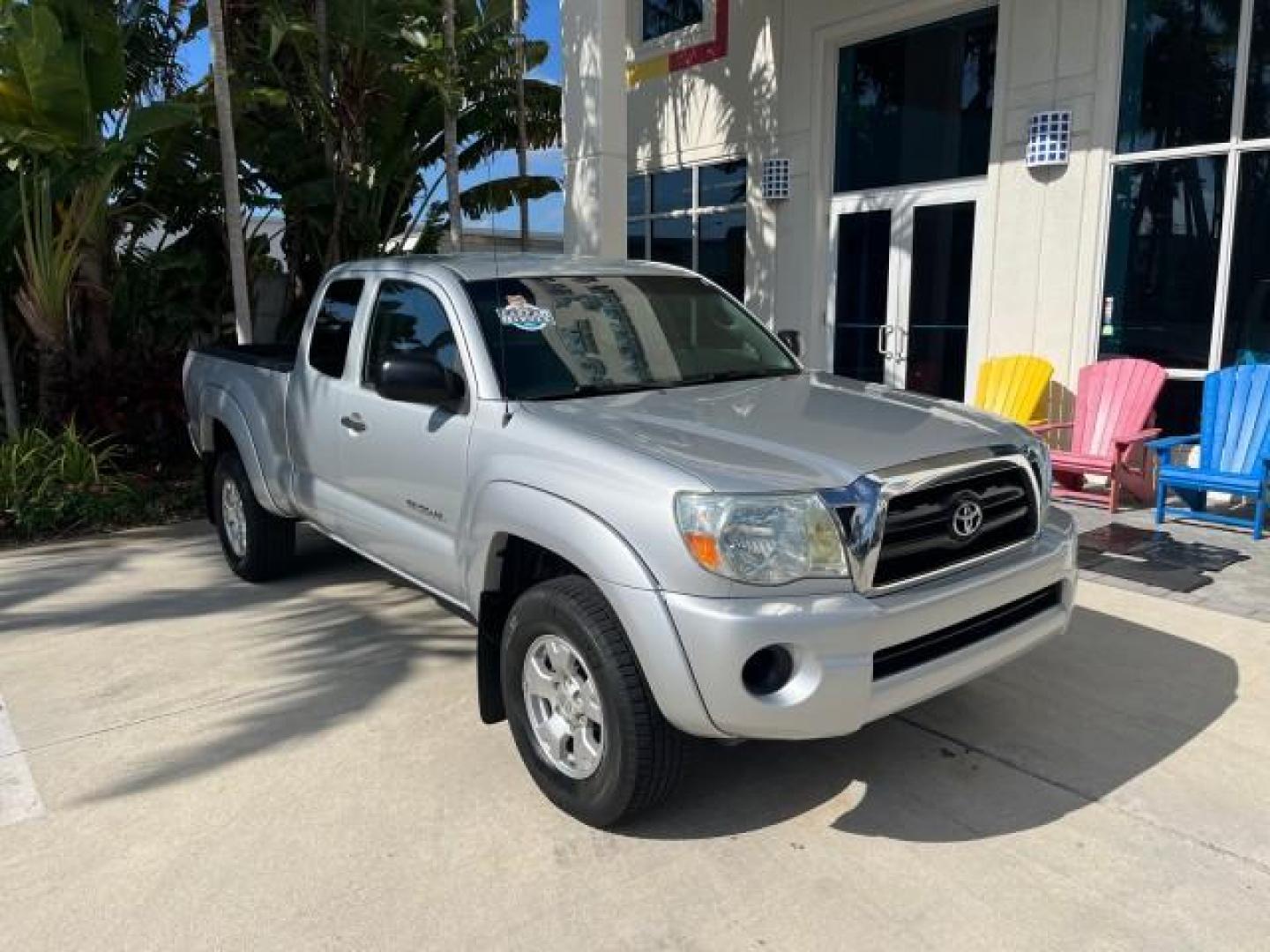 2006 Silver Streak Mica /Graphite Toyota Tacoma 4X4 5 SPD 1 FL LOW MILES 80,046 (5TEUX42N06Z) with an 2.7L DOHC EFI 16-Valve I4 VVT-i Engine engine, Manual transmission, located at 4701 North Dixie Hwy, Pompano Beach, FL, 33064, (954) 422-2889, 26.240938, -80.123474 - 2006 TOYOTA TACOMA ROAD READY 6,2FT BED VIN: 5TEUX42N06Z318321 NO ACCIDENTS CLUB CAB PICKUP NO RECALLS 4X4 2.7L I4 F DOHC 16V 1 FLORIDA OWNER GASOLINE 20 SERVICE RECORDS REAR WHEEL DRIVE W/ 4X4 5 SPD LOW MILES 80,046 THIS IS ONE OF THE NICEST TACOMA S WE HAVE EVER LISTED RETIREE FLORIDA TITLE THIS I - Photo#1