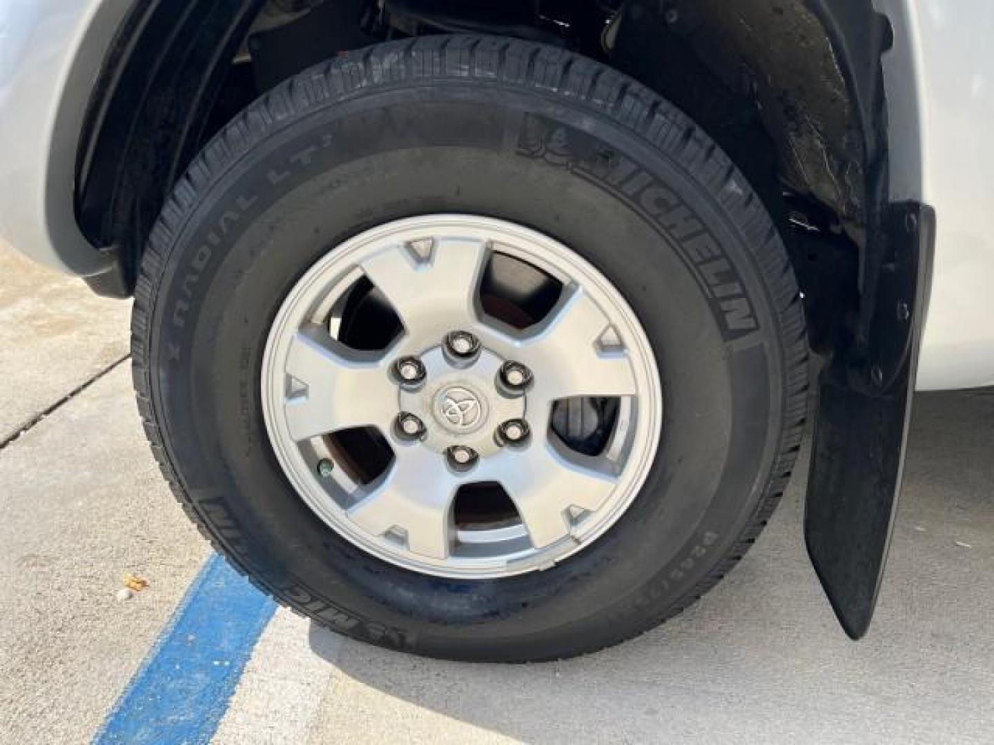 2006 Silver Streak Mica /Graphite Toyota Tacoma 4X4 5 SPD 1 FL LOW MILES 80,046 (5TEUX42N06Z) with an 2.7L DOHC EFI 16-Valve I4 VVT-i Engine engine, Manual transmission, located at 4701 North Dixie Hwy, Pompano Beach, FL, 33064, (954) 422-2889, 26.240938, -80.123474 - 2006 TOYOTA TACOMA ROAD READY 6,2FT BED VIN: 5TEUX42N06Z318321 NO ACCIDENTS CLUB CAB PICKUP NO RECALLS 4X4 2.7L I4 F DOHC 16V 1 FLORIDA OWNER GASOLINE 20 SERVICE RECORDS REAR WHEEL DRIVE W/ 4X4 5 SPD LOW MILES 80,046 THIS IS ONE OF THE NICEST TACOMA S WE HAVE EVER LISTED RETIREE FLORIDA TITLE THIS I - Photo#19