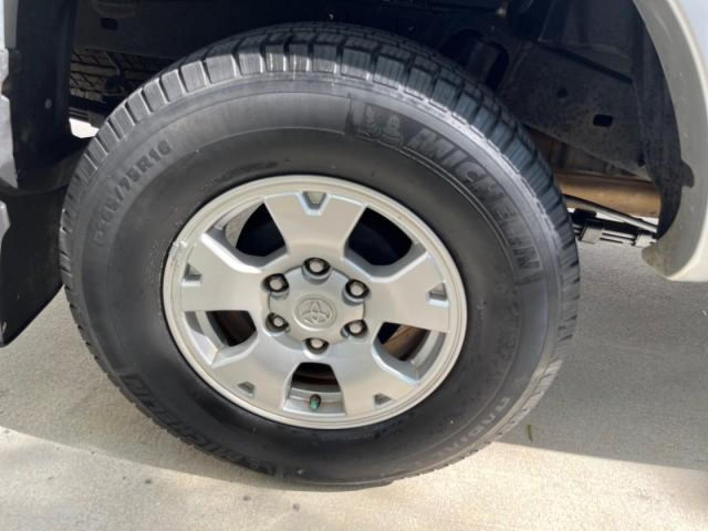 2006 Silver Streak Mica /Graphite Toyota Tacoma 4X4 5 SPD 1 FL LOW MILES 80,046 (5TEUX42N06Z) with an 2.7L DOHC EFI 16-Valve I4 VVT-i Engine engine, Manual transmission, located at 4701 North Dixie Hwy, Pompano Beach, FL, 33064, (954) 422-2889, 26.240938, -80.123474 - 2006 TOYOTA TACOMA ROAD READY 6,2FT BED VIN: 5TEUX42N06Z318321 NO ACCIDENTS CLUB CAB PICKUP NO RECALLS 4X4 2.7L I4 F DOHC 16V 1 FLORIDA OWNER GASOLINE 20 SERVICE RECORDS REAR WHEEL DRIVE W/ 4X4 5 SPD LOW MILES 80,046 THIS IS ONE OF THE NICEST TACOMA S WE HAVE EVER LISTED RETIREE FLORIDA TITLE THIS I - Photo#96