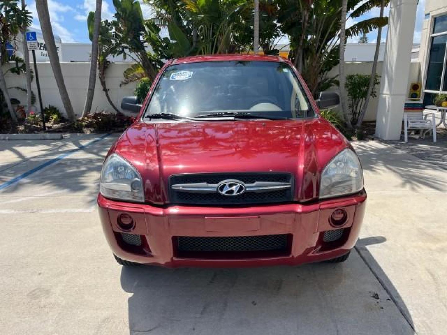 2008 Mesa Red /Beige Hyundai Tucson GLS LOW MILES 37,019 (KM8JM12B28U) with an 2.0L DOHC MPI CVVT 16-Valve I4 Engine engine, Automatic transmission, located at 4701 North Dixie Hwy, Pompano Beach, FL, 33064, (954) 422-2889, 26.240938, -80.123474 - 2008 HYUNDAI TUCSON GLS NEW $ 36,676 ROAD READY VIN: KM8JM12B28U735012 NO ACCIDENTS 4 DOOR WAGON/SPORT UTILITY NO RECALLS BRAND NEW TIRES 2.0L 4 F DOHC 16V FLORIDA OWNER GASOLINE 18 SERVICE RECORDS LOW MILES 37,031 FRONT WHEEL DRIVE TOUCH SCREEN RADIO BACK UP CAMERA BLUETOOTH Active Head Restraints - Photo#2