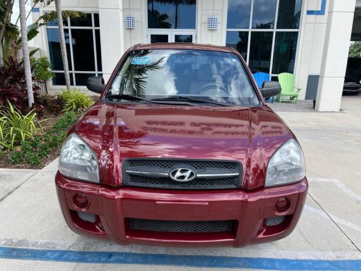 2008 Mesa Red /Beige Hyundai Tucson GLS LOW MILES 37,019 (KM8JM12B28U) with an 2.0L DOHC MPI CVVT 16-Valve I4 Engine engine, Automatic transmission, located at 4701 North Dixie Hwy, Pompano Beach, FL, 33064, (954) 422-2889, 26.240938, -80.123474 - 2008 HYUNDAI TUCSON GLS NEW $ 36,676 ROAD READY VIN: KM8JM12B28U735012 NO ACCIDENTS 4 DOOR WAGON/SPORT UTILITY NO RECALLS BRAND NEW TIRES 2.0L 4 F DOHC 16V FLORIDA OWNER GASOLINE 18 SERVICE RECORDS LOW MILES 37,031 FRONT WHEEL DRIVE TOUCH SCREEN RADIO BACK UP CAMERA BLUETOOTH Active Head Restraints - Photo#76