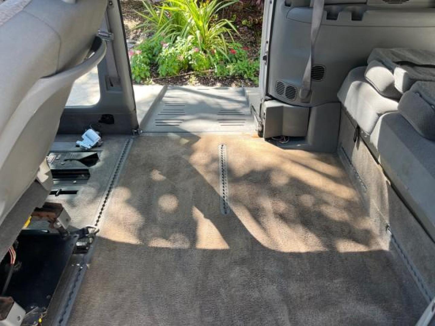 2006 Bright Silver Metallic /Med Slate Gray Chrysler Town and Country LWB BRAUN ENTERVAN LO MI 26,135 (2A4GP54L56R) with an 3.8L OHV V6 Engine engine, Automatic transmission, located at 4701 North Dixie Hwy, Pompano Beach, FL, 33064, (954) 422-2889, 26.240938, -80.123474 - 2006 CHRYSLER TOWN AND COUNTRY TOURING ROAD READY DUAL ZONE AC VIN: 2A4GP54L56R807859 NO RECALLS VAN POWER SLIDING DOORS 3.8L V6 F 24V POWER SEATS/MIRRORS GASOLINE LOW MILES 26,135 FRONT WHEEL DRIVE POWER HANDICAP RAMP BRAUN ENTERVAN $30.000 LOWERED FLOOR CONVERSION WORKS GREAT ! Additional Airbags - Photo#31