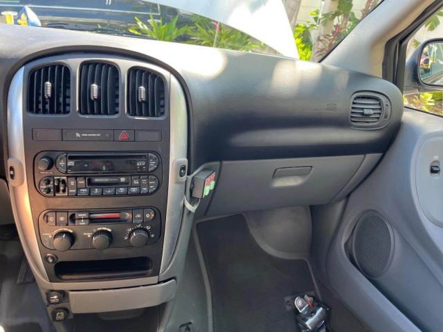 2006 Bright Silver Metallic /Med Slate Gray Chrysler Town and Country LWB BRAUN ENTERVAN LO MI 26,135 (2A4GP54L56R) with an 3.8L OHV V6 Engine engine, Automatic transmission, located at 4701 North Dixie Hwy, Pompano Beach, FL, 33064, (954) 422-2889, 26.240938, -80.123474 - 2006 CHRYSLER TOWN AND COUNTRY TOURING ROAD READY DUAL ZONE AC VIN: 2A4GP54L56R807859 NO RECALLS VAN POWER SLIDING DOORS 3.8L V6 F 24V POWER SEATS/MIRRORS GASOLINE LOW MILES 26,135 FRONT WHEEL DRIVE POWER HANDICAP RAMP BRAUN ENTERVAN $30.000 LOWERED FLOOR CONVERSION WORKS GREAT ! Additional Airbags - Photo#59