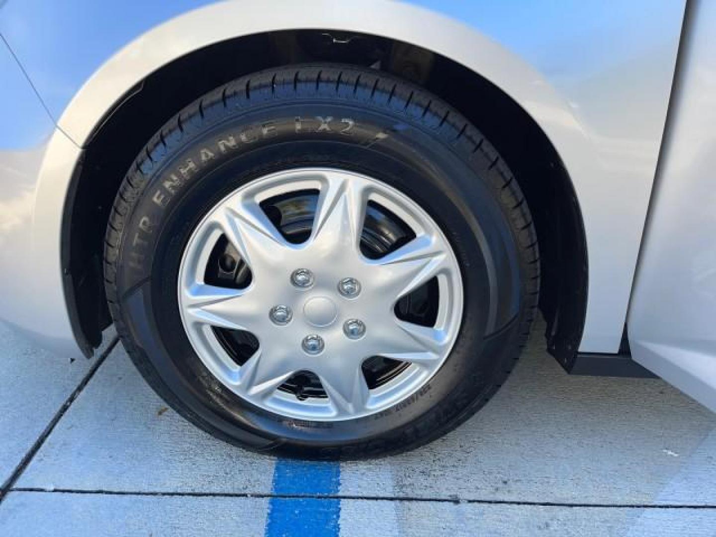 2011 Alabaster Silver Metallic /Gray Honda Odyssey LEATHER LX LOW MILES 70,192 (5FNRL5H21BB) with an 3.5L SOHC MPFI 24-Valve i-VTEC V6 Engine engine, Automatic transmission, located at 4701 North Dixie Hwy, Pompano Beach, FL, 33064, (954) 422-2889, 26.240938, -80.123474 - 2011 HONDA ODYSSEY LX LEATHER ROAD READY 3.5L V6 VIN: 5FNRL5H21BB053893 NO ACCIDENTS NO RECALLS VAN $28,800 NEW FLORIDA OWNER 27 MPG 3.5L V6 F SOHC 24V 3 ROW POWER LEATHER SEATS GASOLINE 26 SERVICE RECORDS FRONT WHEEL DRIVE NEW LIKE TIRES DUAL ZONE AC LOW MILES 70,192 Active Head Restraints Anti-The - Photo#19