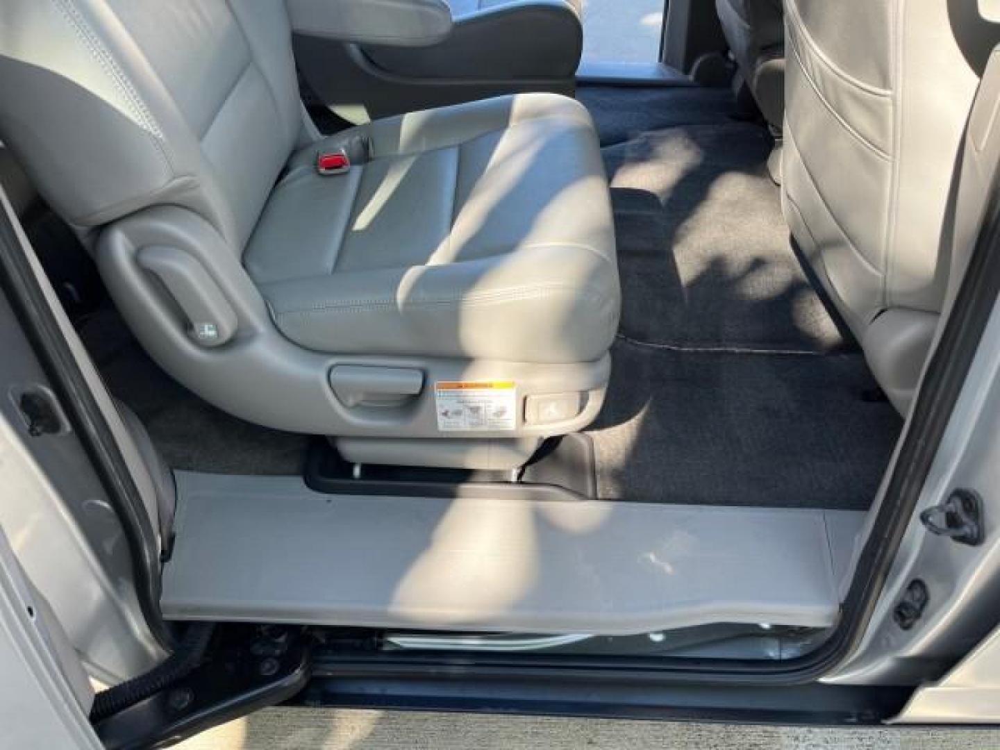 2011 Alabaster Silver Metallic /Gray Honda Odyssey LEATHER LX LOW MILES 70,192 (5FNRL5H21BB) with an 3.5L SOHC MPFI 24-Valve i-VTEC V6 Engine engine, Automatic transmission, located at 4701 North Dixie Hwy, Pompano Beach, FL, 33064, (954) 422-2889, 26.240938, -80.123474 - 2011 HONDA ODYSSEY LX LEATHER ROAD READY 3.5L V6 VIN: 5FNRL5H21BB053893 NO ACCIDENTS NO RECALLS VAN $28,800 NEW FLORIDA OWNER 27 MPG 3.5L V6 F SOHC 24V 3 ROW POWER LEATHER SEATS GASOLINE 26 SERVICE RECORDS FRONT WHEEL DRIVE NEW LIKE TIRES DUAL ZONE AC LOW MILES 70,192 Active Head Restraints Anti-The - Photo#27