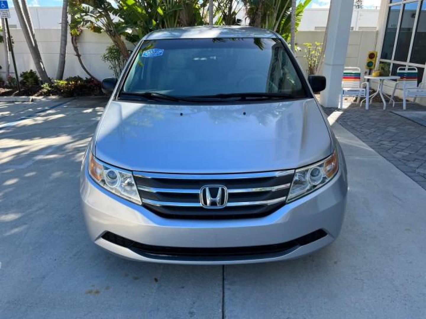 2011 Alabaster Silver Metallic /Gray Honda Odyssey LEATHER LX LOW MILES 70,192 (5FNRL5H21BB) with an 3.5L SOHC MPFI 24-Valve i-VTEC V6 Engine engine, Automatic transmission, located at 4701 North Dixie Hwy, Pompano Beach, FL, 33064, (954) 422-2889, 26.240938, -80.123474 - 2011 HONDA ODYSSEY LX LEATHER ROAD READY 3.5L V6 VIN: 5FNRL5H21BB053893 NO ACCIDENTS NO RECALLS VAN $28,800 NEW FLORIDA OWNER 27 MPG 3.5L V6 F SOHC 24V 3 ROW POWER LEATHER SEATS GASOLINE 26 SERVICE RECORDS FRONT WHEEL DRIVE NEW LIKE TIRES DUAL ZONE AC LOW MILES 70,192 Active Head Restraints Anti-The - Photo#2