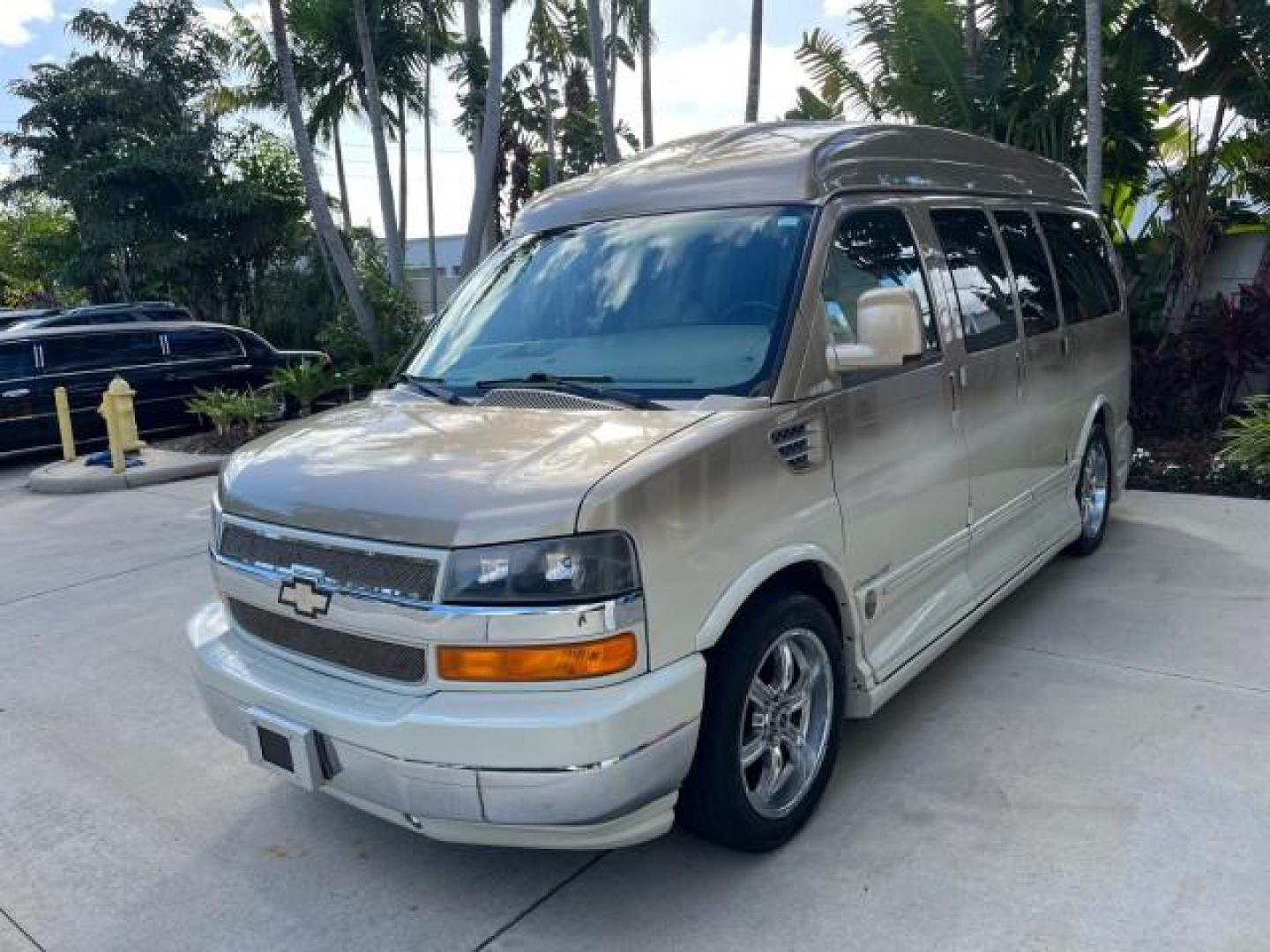 2008 Sandstone Metallic /Neutral Chevrolet Express EXPLORER HI TOP Van LOW MILES 81,518 (1GBFG154281) with an 5.3L Vortec 1000 V8 SFI Engine engine, Automatic transmission, located at 4701 North Dixie Hwy, Pompano Beach, FL, 33064, (954) 422-2889, 26.240938, -80.123474 - 2008 CHEVROLET EXPRESS G1500 MINT PEARL FADE ROAD READY LOW MILES 81,518 VIN: 1GBFG154281174752 NO ACCIDENTS NO RECALLS VAN NAVIGATION DVD ENTERTAINMENT 5.3L V8 F OHV FLORIDA OWNER LEATHER FLEX FUEL 15 SERVICE RECORDS POWER SEATS AND MIRRORS REAR WHEEL DRIVE DUAL ZONE AC BACKUP SENSORS+CAMERA ABS Br - Photo#3