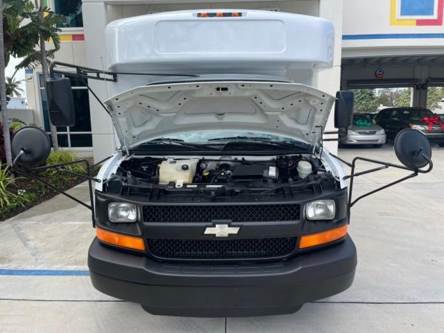 2004 Summit White /Neutral Chevrolet Express Commercial Cutaway BUS DRW LOW MILES 29,868 (1GBJG31U841) with an 6.0L Vortec 6000 V8 SFI Engine engine, Automatic transmission, located at 4701 North Dixie Hwy, Pompano Beach, FL, 33064, (954) 422-2889, 26.240938, -80.123474 - OUR WEBPAGE FLORIDACARS1.COM HAS OVER 100 PHOTOS AND FREE CARFAX LINK 2004 CHEVROLET EXPRESS G3500 IDEAL TO MAKE INTO A 5 WINDOW MINI BUS CAMPER LOTS OF OPTIONS OR LEAVE IT STOCK IF YOU NEED IT THIS WAY VIN: 1GBJG31U841216282 CUTAWAY DUAL AC ROOF REAR AIR DUALLY PERFECT 6.0L V8 F GASOLINE REAR WHEEL - Photo#65