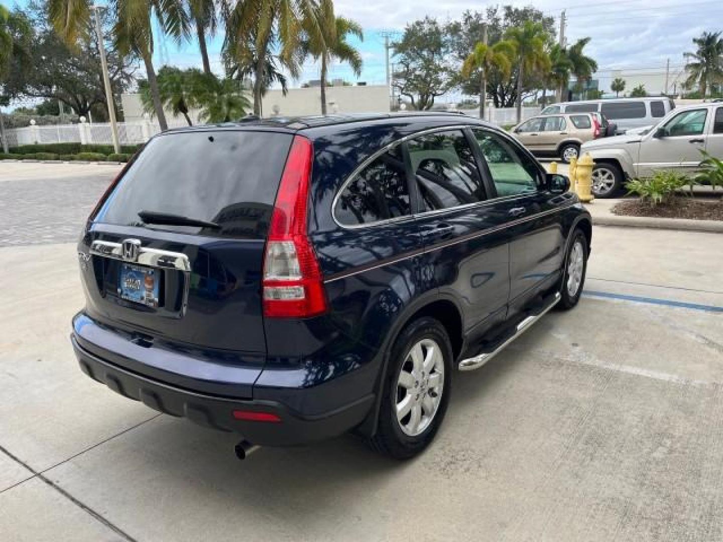 2007 Royal Blue Pearl /Black Honda CR-V 1 FL EX-L LOW MILES 79,354 (JHLRE38717C) with an 2.4L 4-Cyl Engine engine, Automatic transmission, located at 4701 North Dixie Hwy, Pompano Beach, FL, 33064, (954) 422-2889, 26.240938, -80.123474 - 2007 HONDA CR-V EX-L ROAD READY 2.4L I4 30 MPG VIN: JHLRE38717C079251 NO ACCIDENTS NO RECALLS 4 DOOR WAGON/SPORT UTILITY 1 OWNER FLORIDA POWER SUNROOF 2.4L I4 F DOHC 16V 14 SERVICE RECORDS GASOLINE LOW MILES 79,337 HEATED MIRRORS FRONT WHEEL DRIVE POWER HEATED LEATHER SEATS Active Head Restraints An - Photo#7