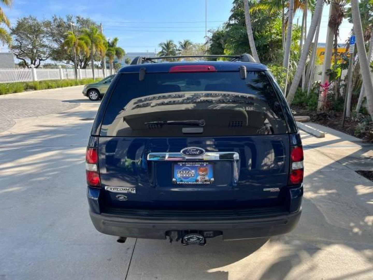 2006 Dark Blue Pearl Metallic /Camel Ford Explorer 4x4 XLT LOW MILES 65,875 (1FMEU73E66U) with an 4.0L SOHC V6 Engine engine, Automatic transmission, located at 4701 North Dixie Hwy, Pompano Beach, FL, 33064, (954) 422-2889, 26.240938, -80.123474 - 2006 FORD EXPLORER XLT NEW $ 36,450 ROAD READY VIN: 1FMEU73E66UA13889 LOW MILES 65,875 4.0L V6 4 DOOR WAGON/SPORT UTILITY 1 OWNER FLORIDA 4X4 4.0L V6 F SOHC 4WD ON DEMAND DVD GASOLINE NO ACCIDENTS SUNROOF REAR WHEEL DRIVE W/ 4X4 3 ROW SEATS XLT 4WD Anti-Theft System Approach Lights Black Roof Rack C - Photo#6