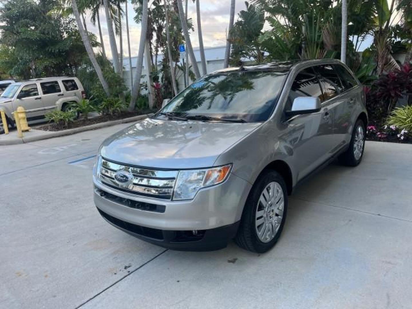 2008 Blazing Copper Metallic /Medium Light Stone Ford Edge Limited LOW MILES 32,223 (2FMDK39C38B) with an 3.5L V6 Duratec Engine engine, Automatic transmission, located at 4701 North Dixie Hwy, Pompano Beach, FL, 33064, (954) 422-2889, 26.240938, -80.123474 - 2008 FORD EDGE LIMITED ROAD READY LIMITED VIN: 2FMDK39C38BB08855 POWER LIFTGATE NO ACCIDENTS 4 DOOR WAGON/SPORT UTILITY PARKING SENSORS FLORIDA OWNER 3.5L V6 F DUAL ZONE AC PANORAMIC SUNROOF GASOLINE POWER HEATED MIRRORS LOW MILES 32,223 FRONT WHEEL DRIVE POWER HEATED SEATS 9 SERVICE RECORDS Alloy S - Photo#3