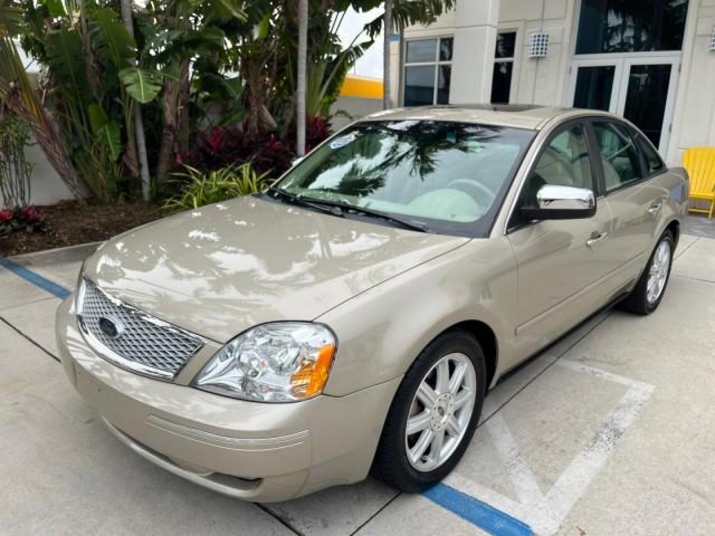 2005 Pueblo Gold Metallic /Pebble Tan Ford Five Hundred 1 FL Limited LOW MILES 36,412 (1FAHP25165G) with an 3.0L DOHC SMPI 24-Valve V6 Duratec Engine engine, Automatic transmission, located at 4701 North Dixie Hwy, Pompano Beach, FL, 33064, (954) 422-2889, 26.240938, -80.123474 - 2005 FORD FIVE HUNDRED LIMITED NEW $ 27,125 ROAD READY VIN: 1FAHP25165G185090 SUNROOF NO ACCIDENTS NO RECALLS SEDAN 4 DR LIMITED 1 OWNER FLORIDA 29 MPG 3.0L V6 F PARK SENSORS POWER HEATED LEATHER SEATS GASOLINE DUAL ZONE AC POWER HEATED MIRRORS FRONT WHEEL DRIVE LOW MILES 36,412 14 SERVICE RECORDS A - Photo#69