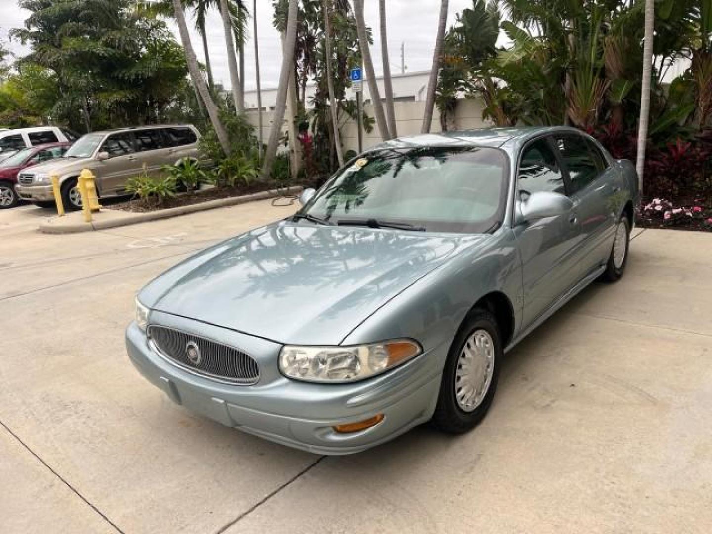 2003 Silver Blue Ice Metallic /Medium Gray Buick LeSabre Custom LOW MILES 38,040 (1G4HP52K434) with an 3.8L 3800 V6 SFI Engine engine, Automatic transmission, located at 4701 North Dixie Hwy, Pompano Beach, FL, 33064, (954) 422-2889, 26.240938, -80.123474 - 2003 BUICK LESABRE CUSTOM ROAD READY 3.8L V6 CUSTOM VIN: 1G4HP52K434132200 NO ACCIDENTS NO RECALLS SEDAN 4 DR FLORIDA OWNER 28 MPG 3.8L V6 F 12V LOW MILES 38,040 ACTUAL GASOLINE 17 SERVICE RECORDS FRONT WHEEL DRIVE POWER SEATS POWER MIRRORS ABS Brakes AM/FM Stereo Air Conditioning Automatic Transmis - Photo#3