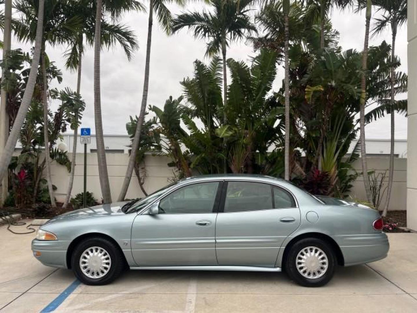 2003 Silver Blue Ice Metallic /Medium Gray Buick LeSabre Custom LOW MILES 38,040 (1G4HP52K434) with an 3.8L 3800 V6 SFI Engine engine, Automatic transmission, located at 4701 North Dixie Hwy, Pompano Beach, FL, 33064, (954) 422-2889, 26.240938, -80.123474 - 2003 BUICK LESABRE CUSTOM ROAD READY 3.8L V6 CUSTOM VIN: 1G4HP52K434132200 NO ACCIDENTS NO RECALLS SEDAN 4 DR FLORIDA OWNER 28 MPG 3.8L V6 F 12V LOW MILES 38,040 ACTUAL GASOLINE 17 SERVICE RECORDS FRONT WHEEL DRIVE POWER SEATS POWER MIRRORS ABS Brakes AM/FM Stereo Air Conditioning Automatic Transmis - Photo#4