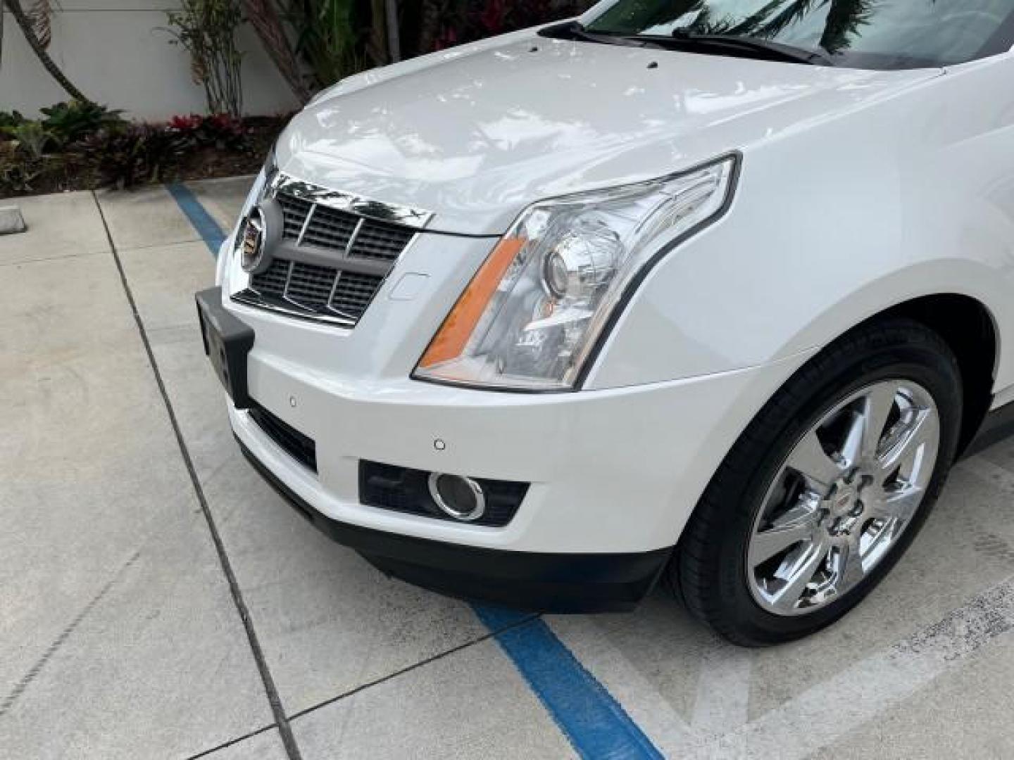 2011 Platinum Ice Tricoat /Shale w/Ebony accents Cadillac SRX Performance Collection LOW MILES 58,331 (3GYFNBEY9BS) with an 3.0L VVT DOHC V6 SIDI Engine engine, Automatic transmission, located at 4701 North Dixie Hwy, Pompano Beach, FL, 33064, (954) 422-2889, 26.240938, -80.123474 - 2011 CADILLAC SRX PERFORMANCE COLLECTION ROAD READY NAVIGATION VIN: 3GYFNBEY9BS513906 BOSE AUDIO PANORAMIC SUNROOF 4 DOOR WAGON/SPORT UTILITY NEW $ 44,085 BACK UP CAMERA/SENSORS 3.0L V6 F DOHC 24V DUAL AC NO ACCIDENTS NO RECALLS GASOLINE LEATHER BLUETOOTH BRAKING ASSIST FRONT WHEEL DRIVE PUSH START - Photo#87