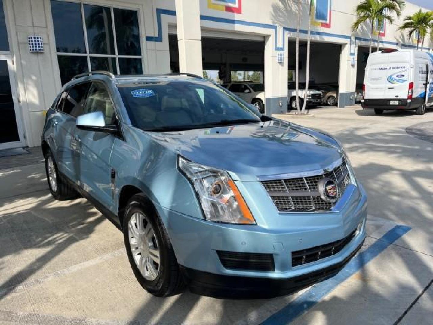 2011 Blue Frost Metalic /Shale w/Ebony accents Cadillac SRX Luxury Collection LOW MILES 40200 (3GYFNAEY7BS) with an 3.0L VVT DOHC V6 SIDI Engine engine, Automatic transmission, located at 4701 North Dixie Hwy, Pompano Beach, FL, 33064, (954) 422-2889, 26.240938, -80.123474 - OUR WEBPAGE FLORIDACARS1.COM HAS OVER 100 PHOTOS AND FREE CARFAX LINK 2011 CADILLAC SRX LUXURY COLLECTION NEW $43,240 ROAD READY VIN: 3GYFNAEY7BS633830 NO ACCIDENTS NO RECALLS 4 DOOR WAGON/ FLORIDA OWNER BLUETOOTH 3.0L V6 F DOHC 24V POWER PANORAMIC SUNROOF GASOLINE BACK UP CAMERA PARK SENSORS FRONT - Photo#83