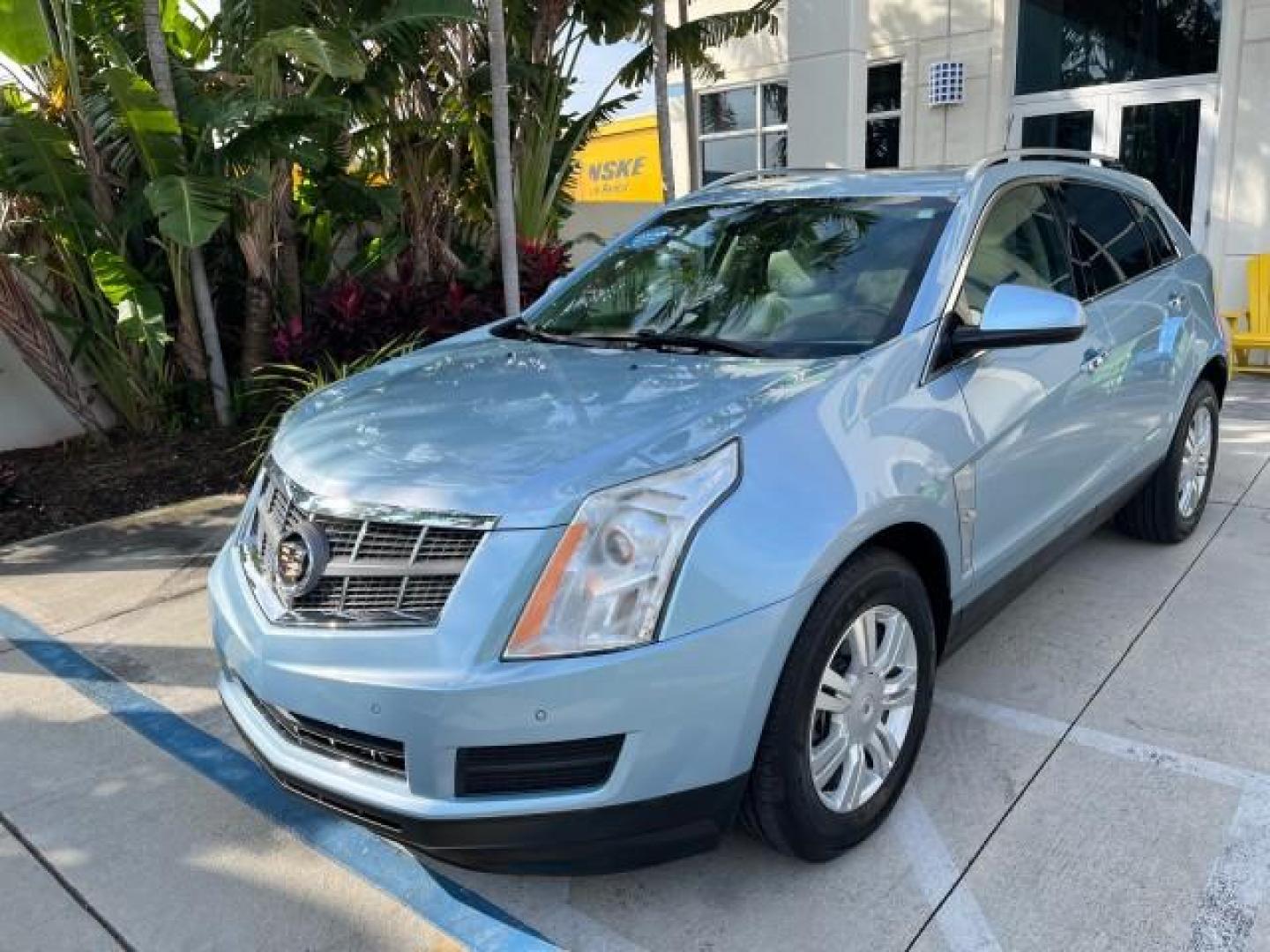 2011 Blue Frost Metalic /Shale w/Ebony accents Cadillac SRX Luxury Collection LOW MILES 40200 (3GYFNAEY7BS) with an 3.0L VVT DOHC V6 SIDI Engine engine, Automatic transmission, located at 4701 North Dixie Hwy, Pompano Beach, FL, 33064, (954) 422-2889, 26.240938, -80.123474 - OUR WEBPAGE FLORIDACARS1.COM HAS OVER 100 PHOTOS AND FREE CARFAX LINK 2011 CADILLAC SRX LUXURY COLLECTION NEW $43,240 ROAD READY VIN: 3GYFNAEY7BS633830 NO ACCIDENTS NO RECALLS 4 DOOR WAGON/ FLORIDA OWNER BLUETOOTH 3.0L V6 F DOHC 24V POWER PANORAMIC SUNROOF GASOLINE BACK UP CAMERA PARK SENSORS FRONT - Photo#84