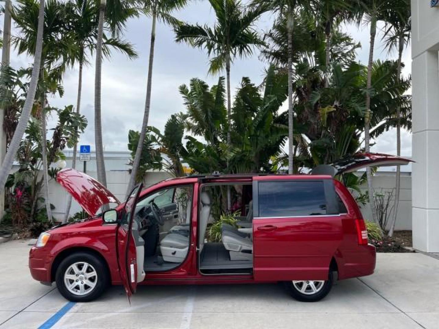 2008 Inferno Red Crystal Pearl /Md Slate Gray/Lt Shale Chrysler Town and Country Touring LOW MILES 75,010 (2A8HR54P48R) with an 3.8L OHV SMPI V6 Engine engine, Automatic transmission, located at 4701 North Dixie Hwy, Pompano Beach, FL, 33064, (954) 422-2889, 26.240938, -80.123474 - 2008 CHRYSLER TOWN AND COUNTRY TOURING NEW $ 42,595 ROAD READY VIN: 2A8HR54P48R766093 FLORIDA OWNER 3,8L V6 VAN DUAL AC DVD POWER SLIDING DOORS 3.8L V6 F OHV 12V LOW MILES 75,010 POWER HEATED LEATHER SEATS GASOLINE BRAKING ASSIST 40 SERVICE RECORDS FRONT WHEEL DRIVE 3 ROW LEATHER SEATS NAVIGATION BA - Photo#8