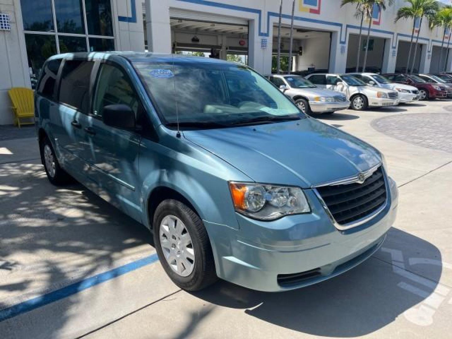 2008 Clearwater Blue Pearl /Md Slate Gray/Lt Shale Chrysler Town and Country LX LOW MILES 68,104 (2A8HR44H38R) with an 3.3L V6 Cylinder Engine engine, Automatic transmission, located at 4701 North Dixie Hwy, Pompano Beach, FL, 33064, (954) 422-2889, 26.240938, -80.123474 - OUR WEBPAGE FLORIDACARS1.COM HAS OVER 100 PHOTOS AND FREE CARFAX LINK 2008 CHRYSLER TOWN AND COUNTRY LX ROAD READY 3.3L V6 VIN: 2A8HR44H38R838730 NO ACCIDENTS VAN 24 MPG NO RECALLS 3.3L V6 F OHV 12V POWER MIRRORS 3 ROW SEATS GASOLINE DUAL ZONE AC 37 SERVICE RECORDS FRONT WHEEL DRIVE LOW MILES 68,104 - Photo#75