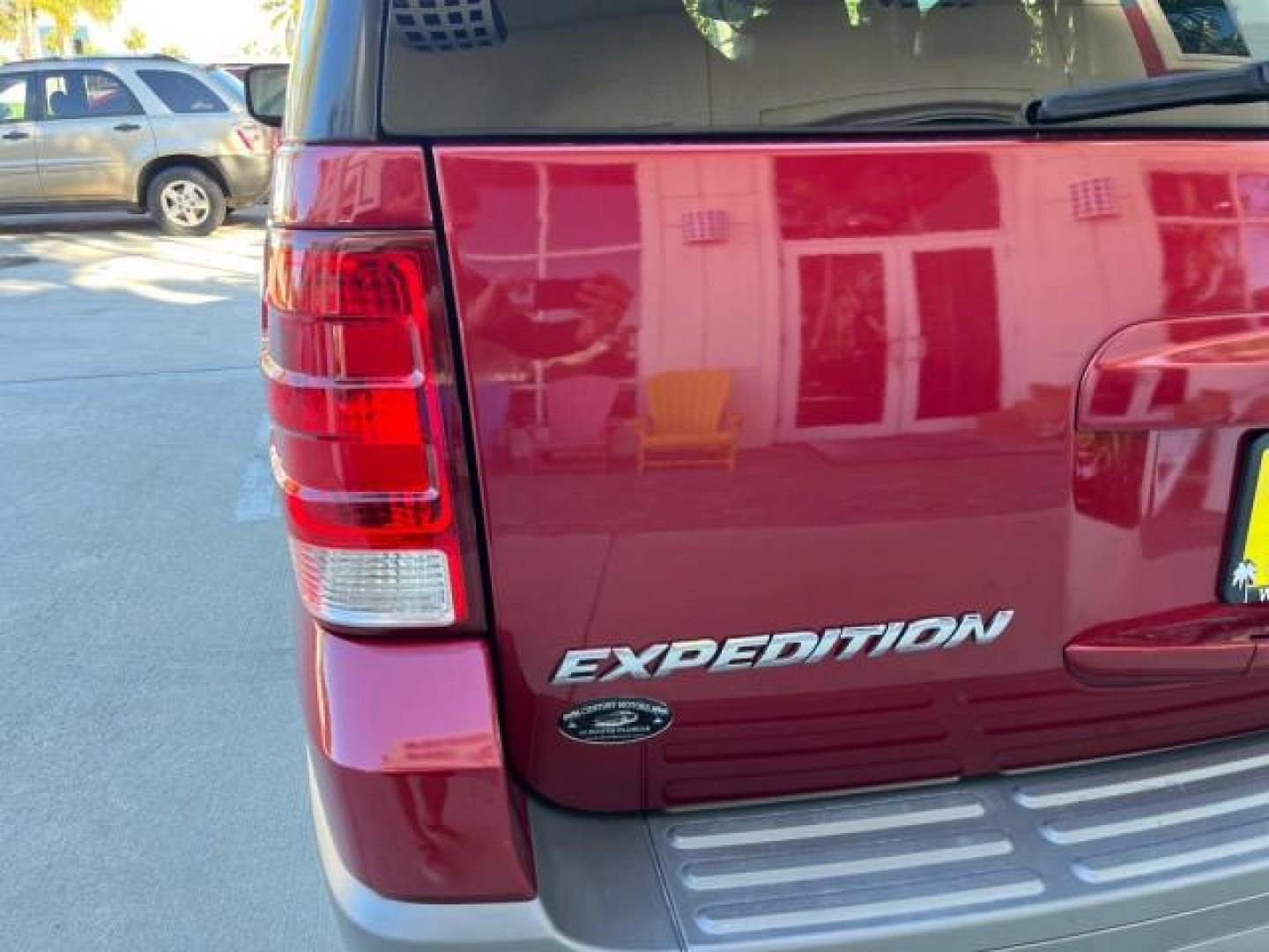 2004 Red Fire Metallic /Medium Flint Grey Ford Expedition XLS LOW MILES 54,849 (1FMRU13W74L) with an 4.6L SOHC SEFI V8 Triton Engine engine, Automatic transmission, located at 4701 North Dixie Hwy, Pompano Beach, FL, 33064, (954) 422-2889, 26.240938, -80.123474 - 2004 FORD EXPEDITION XLS NEW $ 33,235 ROAD READY VIN: 1FMRU13W74LB89943 FLORIDA OWNER 4.6L V8 4 DOOR WAGON/SPORT UTILITY LOW MILES 54,849 LEATHER 4.6L V8 F SOHC 16V 3 ROW SEATS NO RECALLS GASOLINE POWER MIRRORS AND SEATS REAR WHEEL DRIVE 6 SERVICE RECORDS Anti-Theft System Approach Lights Black Roof - Photo#99