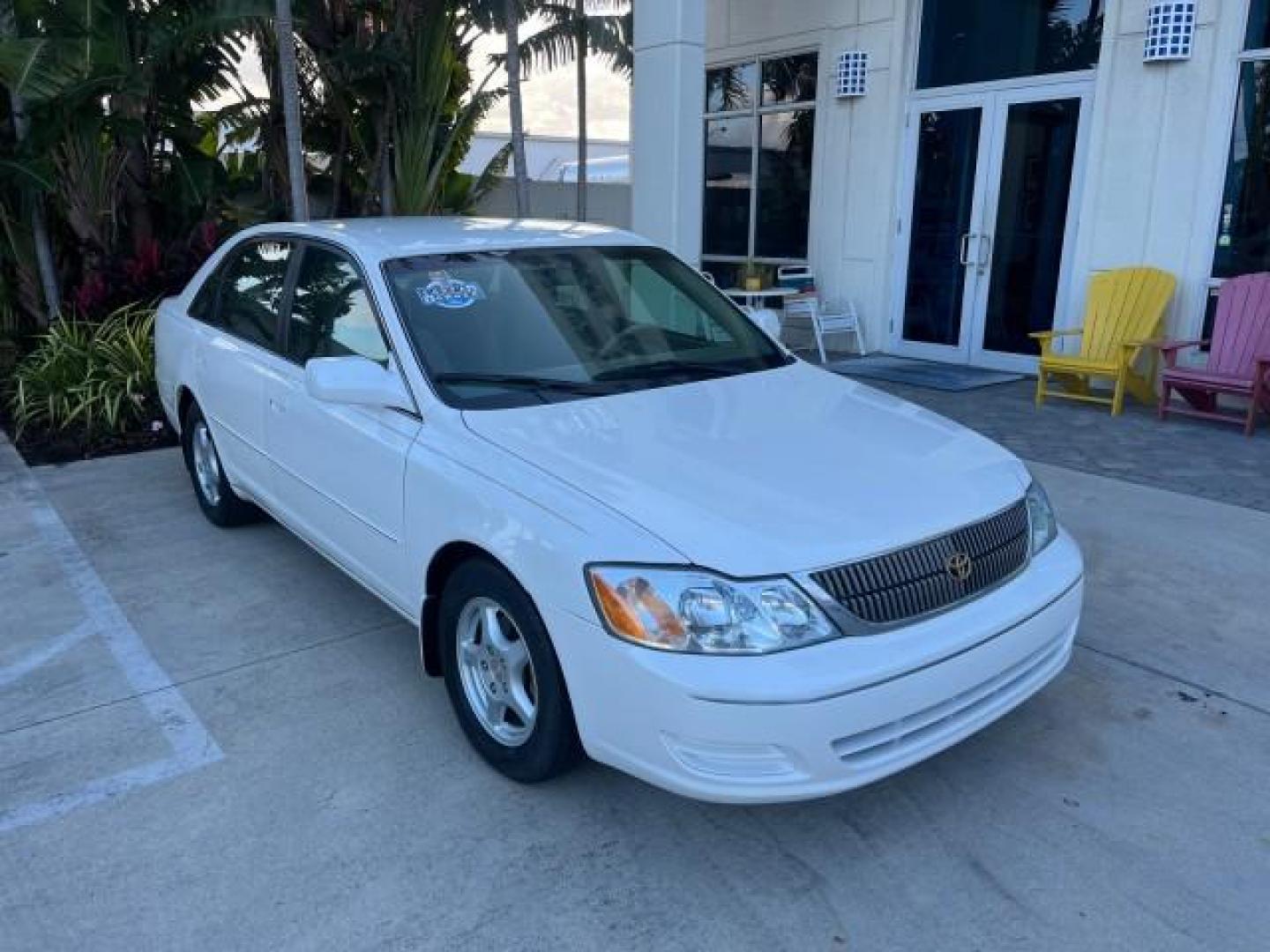 2001 Diamond White Pearl /Stone Toyota Avalon XL w/Bucket Seats LOW MILES 56,967 (4T1BF28B31U) with an 3.0L 4-Cam MPFI 24-Valve V6 Aluminum Alloy Engine engine, Automatic transmission, located at 4701 North Dixie Hwy, Pompano Beach, FL, 33064, (954) 422-2889, 26.240938, -80.123474 - 2001 TOYOTA AVALON XL ROAD READY 29 MPG VIN: 4T1BF28B31U157763 LOW MILES 56,967 SEDAN 4 DR 1 OWNER 3.0L V6 3.0L V6 F DOHC 24V NO RECALLS GASOLINE POWER SEATS FRONT WHEEL DRIVE NONE-SMOKER POWER MIRRORS Approach Lights Cruise Control FWD Front Bucket Seats Side Airbags THIS IS ONE OF THE NICEST AVALO - Photo#1