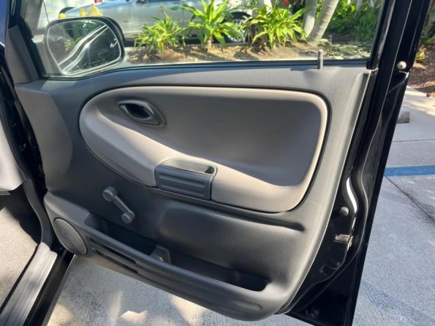 2004 Black /Medium Gray Chevrolet Tracker 4x4 loaded LOW MILES 73,735 (2CNBJ134246) with an 2.5L DOHC 24-Valve V6 Multi-Port Fuel Injection Engine engine, Automatic transmission, located at 4701 North Dixie Hwy, Pompano Beach, FL, 33064, (954) 422-2889, 26.240938, -80.123474 - OUR WEBPAGE FLORIDACARS1.COM HAS OVER 100 PHOTOS AND FREE CARFAX LINK 2004 CHEVROLET TRACKER ROAD READY 2.5L V6 VIN: 2CNBJ134246916181 NO ACCIDENTS 4 DOOR WAGON/SPORT UTILITY NO RECALLS 4X4 2.5L V6 F LOW MILES 73,735 GASOLINE ON DEMAND 4WD REAR WHEEL DRIVE W/ 4X4 20 SERVICE RECORDS 4WD Alloy Wheels - Photo#24