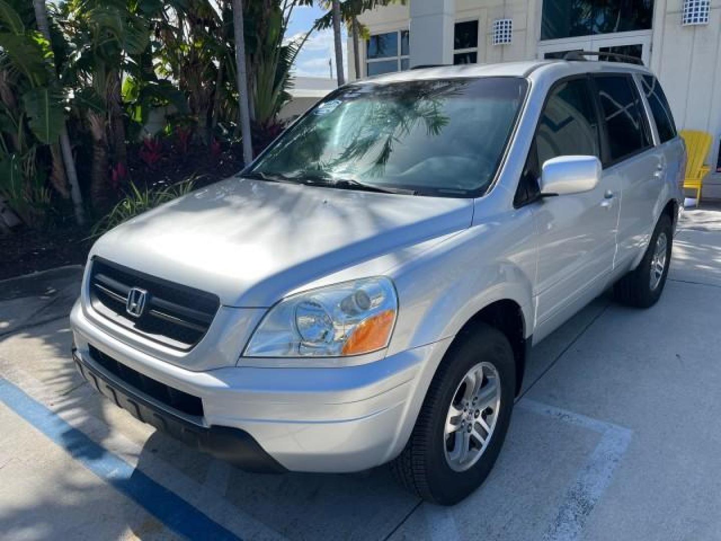 2004 Starlight Silver Metallic /Fern Honda Pilot EX LOW MILES 56,071 4X4 (2HKYF18514H) with an 3.5L SOHC PGM-FI 24-Valve VTEC V6 Engine engine, Automatic transmission, located at 4701 North Dixie Hwy, Pompano Beach, FL, 33064, (954) 422-2889, 26.240938, -80.123474 - OUR WEBPAGE FLORIDACARS1.COM HAS OVER 100 PHOTOS AND FREE CARFAX LINK 2004 HONDA PILOT EX-L ROAD READY 3.5L V6 VIN: 2HKYF18514H608187 NO ACCIDENTS 4 DOOR WAGON/SPORT UTILITY NO RECALLS 3.5L V6 F SOHC POWER MIRRORS FLORIDA OWNER GASOLINE POWER SEASTS 3 ROW LEATHER SEATS ALL WHEEL DRIVE 23 SERVICE REC - Photo#87