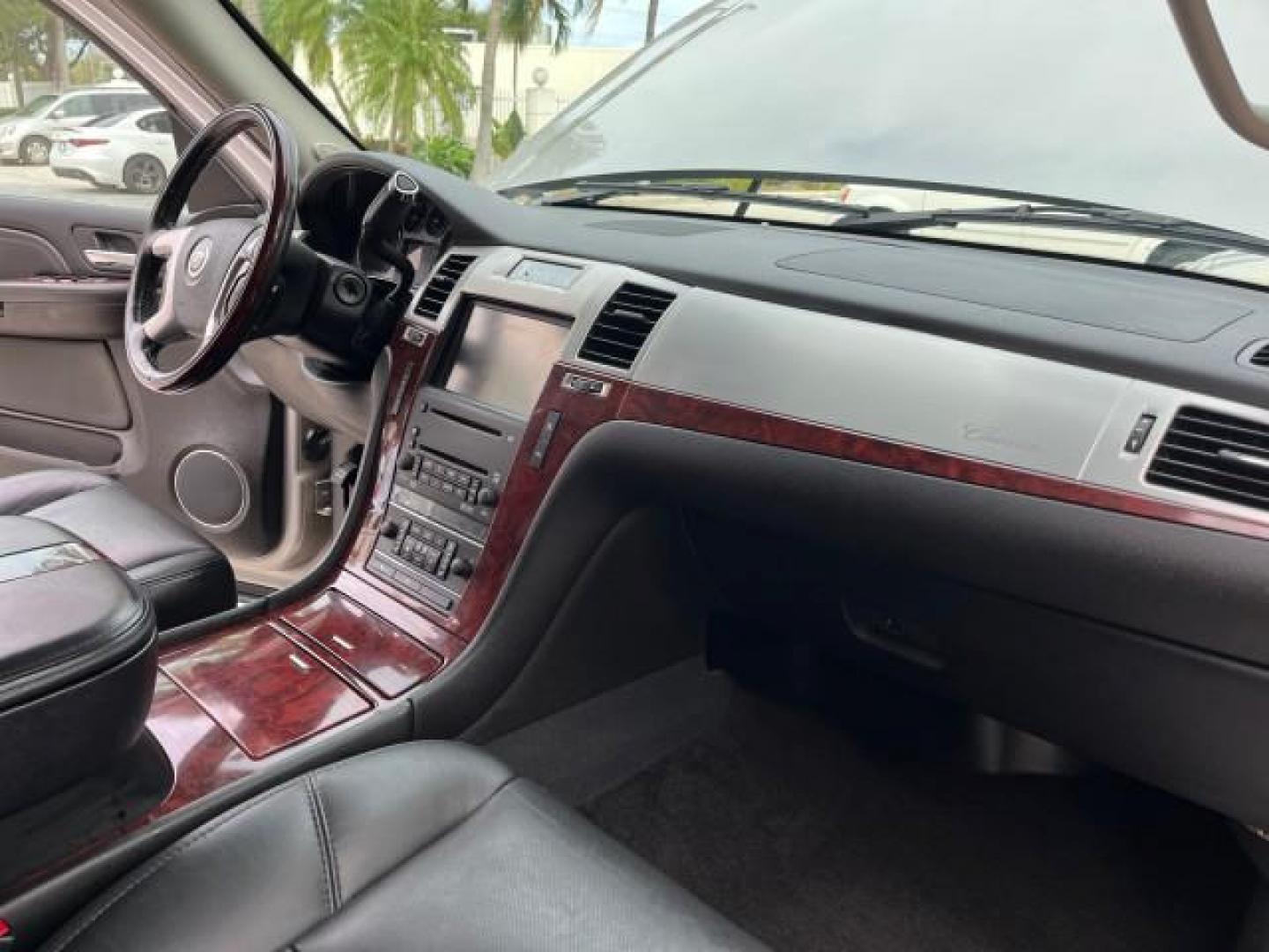 2007 Quicksilver /Ebony/Ebony Cadillac Escalade AWD SUNROOFLOW MILES 60,993 (1GYFK63877R) with an 6.2L Vortec 1000 VVT V8 SFI Engine engine, Automatic transmission, located at 4701 North Dixie Hwy, Pompano Beach, FL, 33064, (954) 422-2889, 26.240938, -80.123474 - 2007 CADILLAC ESCALADE NEW $ 59,100 ROAD READY VIN: 1GYFK63877R311160 NO ACCIDENTS NO RECALLS 4 DOOR WAGON/SPORT UTILITY LOW MILES 60,993 6.2L V8 6.2L V8 F ALL WHEEL DRIVE SUNROOF LEATHER SEATS GASOLINE 3 ROW LEATHER SEATS BLUETOOTH AWD ALL WHEEL DRIVE 20 SERVICE RECORDS PARKING SENSORS DUAL AC AWD - Photo#29