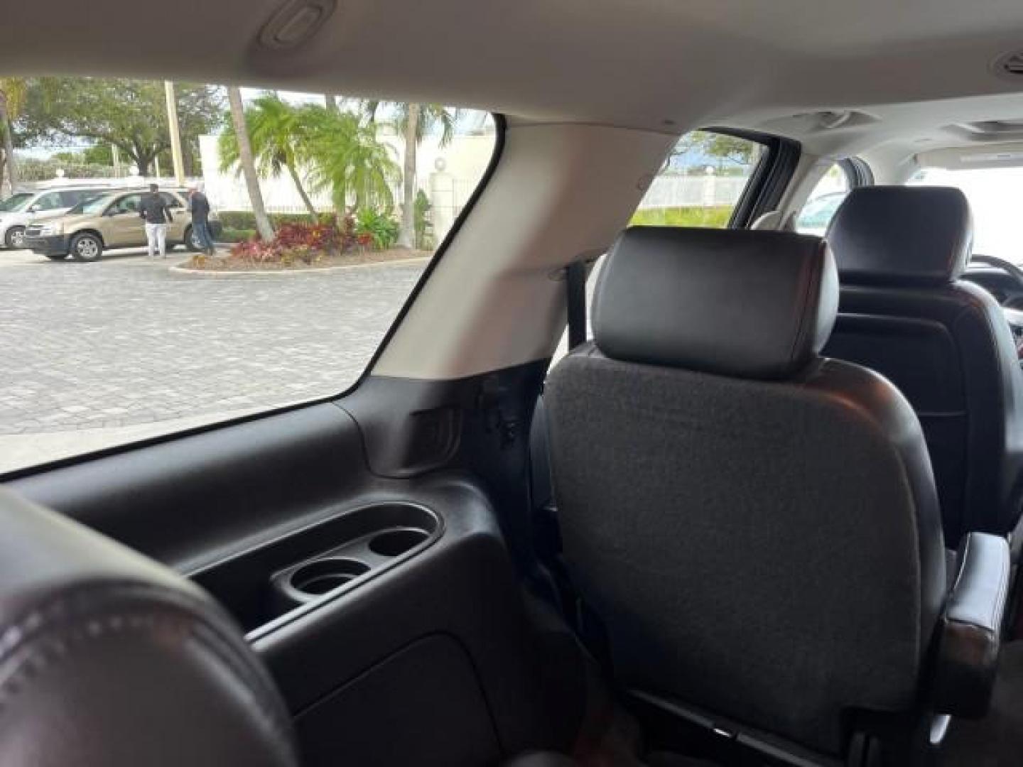 2007 Quicksilver /Ebony/Ebony Cadillac Escalade AWD SUNROOFLOW MILES 60,993 (1GYFK63877R) with an 6.2L Vortec 1000 VVT V8 SFI Engine engine, Automatic transmission, located at 4701 North Dixie Hwy, Pompano Beach, FL, 33064, (954) 422-2889, 26.240938, -80.123474 - 2007 CADILLAC ESCALADE NEW $ 59,100 ROAD READY VIN: 1GYFK63877R311160 NO ACCIDENTS NO RECALLS 4 DOOR WAGON/SPORT UTILITY LOW MILES 60,993 6.2L V8 6.2L V8 F ALL WHEEL DRIVE SUNROOF LEATHER SEATS GASOLINE 3 ROW LEATHER SEATS BLUETOOTH AWD ALL WHEEL DRIVE 20 SERVICE RECORDS PARKING SENSORS DUAL AC AWD - Photo#83