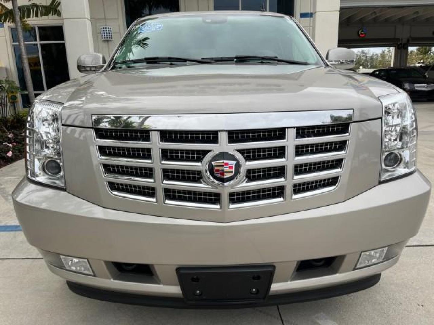 2007 Quicksilver /Ebony/Ebony Cadillac Escalade AWD SUNROOFLOW MILES 60,993 (1GYFK63877R) with an 6.2L Vortec 1000 VVT V8 SFI Engine engine, Automatic transmission, located at 4701 North Dixie Hwy, Pompano Beach, FL, 33064, (954) 422-2889, 26.240938, -80.123474 - 2007 CADILLAC ESCALADE NEW $ 59,100 ROAD READY VIN: 1GYFK63877R311160 NO ACCIDENTS NO RECALLS 4 DOOR WAGON/SPORT UTILITY LOW MILES 60,993 6.2L V8 6.2L V8 F ALL WHEEL DRIVE SUNROOF LEATHER SEATS GASOLINE 3 ROW LEATHER SEATS BLUETOOTH AWD ALL WHEEL DRIVE 20 SERVICE RECORDS PARKING SENSORS DUAL AC AWD - Photo#96