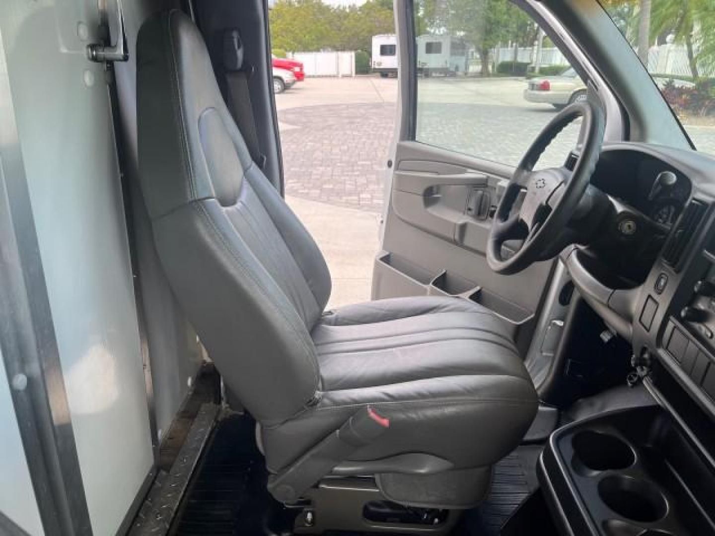 2004 Summit White /Neutral Chevrolet Express Commercial Cutaway 12 FT BOX TRUCK LOW MILES 46,503 (1GBHG31U741) with an 6.0L Vortec 6000 V8 SFI Engine engine, Automatic transmission, located at 4701 North Dixie Hwy, Pompano Beach, FL, 33064, (954) 422-2889, 26.240938, -80.123474 - 2004 CHEVROLET EXPRESS G3500 ROAD READY WORK READY VIN: 1GBHG31U741170863 FLORIDA OWNER 6.0L V8 CUTAWAY NO ACCIDENTS 6.0L V8 F NO RECALLS GASOLINE BRAND NEW TIRES 16 SERVICE RECORDS REAR WHEEL DRIVE VERY CLEAN LOW MILES 46,503 ABS Brakes AM/FM Stereo Air Conditioning Automatic Transmission Cruise Co - Photo#30