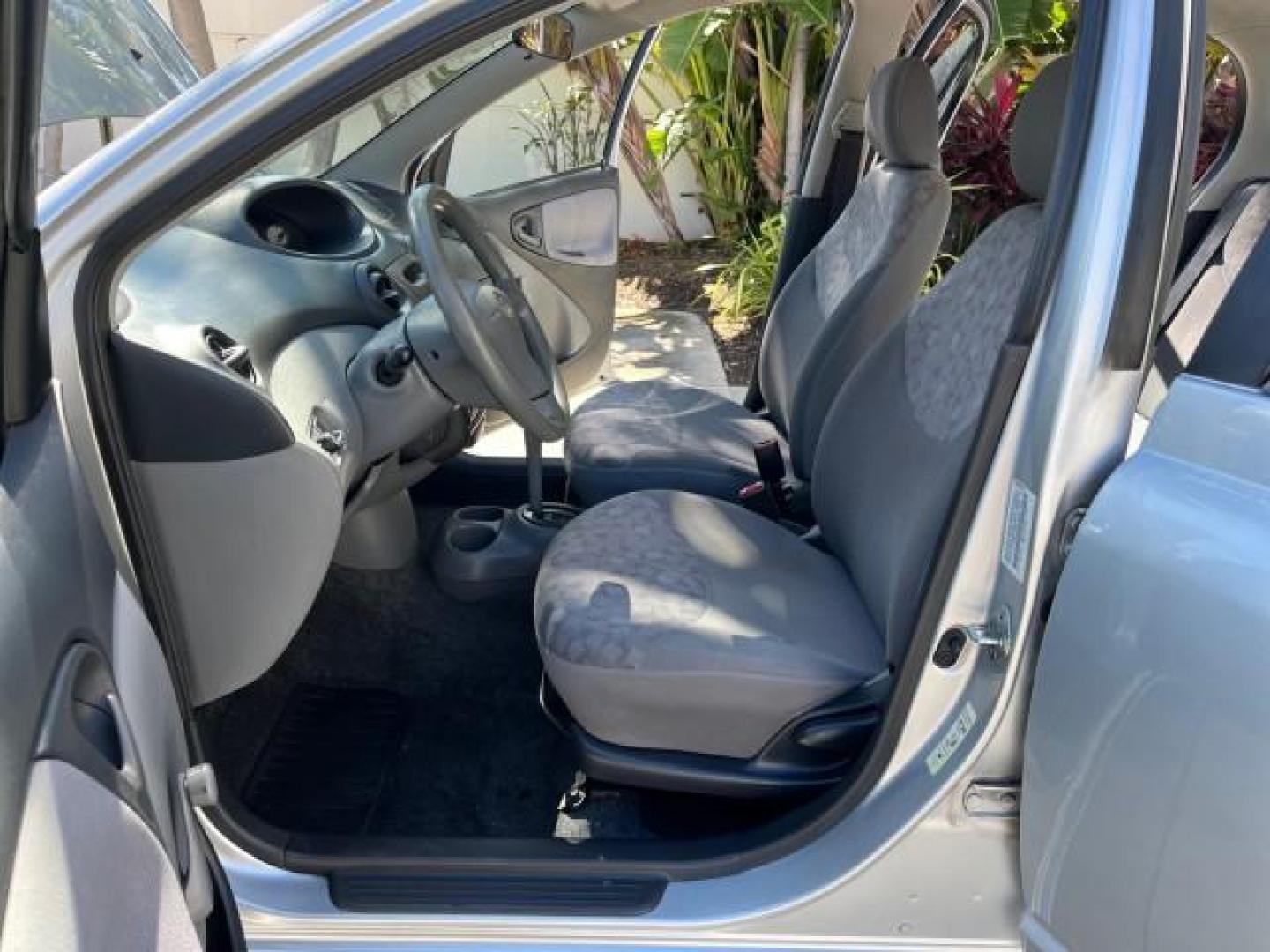 2001 Alpine Silver Metallic /Warm Gray Toyota Echo 1 OWNER LOW MILES 31,411 (JTDBT123810) with an 1.5L DOHC EFI 16-Valve 4-Cyl Engine engine, Automatic transmission, located at 4701 North Dixie Hwy, Pompano Beach, FL, 33064, (954) 422-2889, 26.240938, -80.123474 - 2001 TOYOTA ECHO ROAD READY VIN: JTDBT123810162781 1.5L I4 43 MPG SEDAN 4 DR NO ACCIDENTS 1.5L I4 F 16V 1 OWNER GASOLINE LOW MILES 31,411 FRONT WHEEL DRIVE 6 SERVICE RECORDS FWD Front Bucket Seats THIS IS ONE OF THE NICEST TOYOTA ECO WE HAVE EVER LISTED RETIREE MARYLAND TITLE THIS IS THE LOWEST MILE - Photo#10