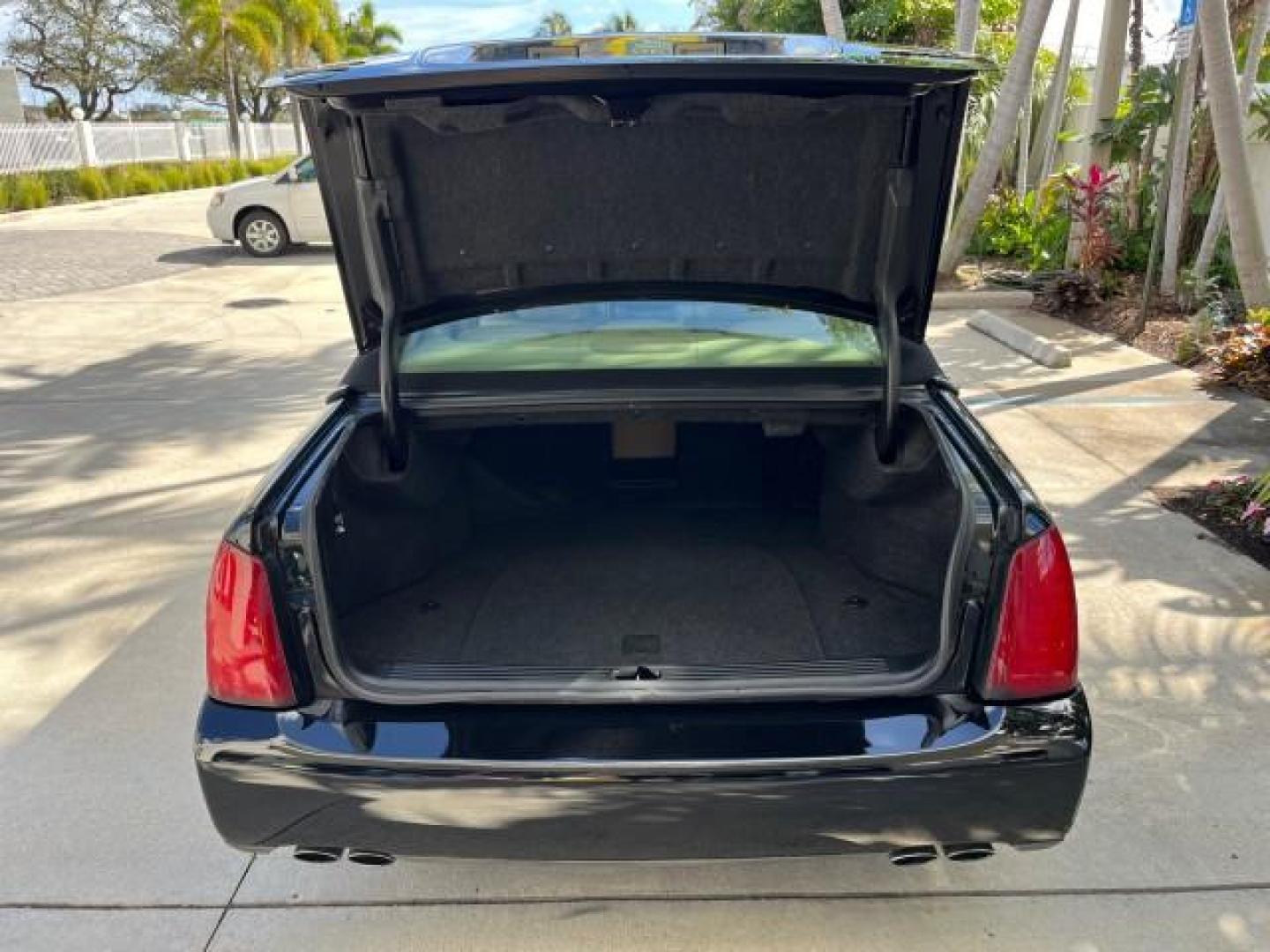 2004 Black Raven /Shale Cadillac DeVille BLACK LOW MILES 28,113 (1G6KD54Y84U) with an 4.6L DOHC V8 Northstar Engine engine, Automatic transmission, located at 4701 North Dixie Hwy, Pompano Beach, FL, 33064, (954) 422-2889, 26.240938, -80.123474 - 2004 CADILLAC DEVILLE NEW $46,500 ROAD READY VIN: 1G6KD54Y84U232972 NO ACCIDENTS NO RECALLS SEDAN 4 DR LOW MILES 28,113 4.6L V8 F DOHC LEATHER SEATS 4.6L V8 GASOLINE DUAL ZONE AC FRONT WHEEL DRIVE 9 SERVICE RECORDS Air Suspension Alloy Wheels Anti-Theft System Approach Lights Auto-dimming Rearview M - Photo#61