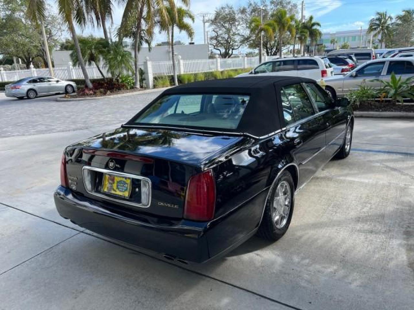 2004 Black Raven /Shale Cadillac DeVille BLACK LOW MILES 28,113 (1G6KD54Y84U) with an 4.6L DOHC V8 Northstar Engine engine, Automatic transmission, located at 4701 North Dixie Hwy, Pompano Beach, FL, 33064, (954) 422-2889, 26.240938, -80.123474 - 2004 CADILLAC DEVILLE NEW $46,500 ROAD READY VIN: 1G6KD54Y84U232972 NO ACCIDENTS NO RECALLS SEDAN 4 DR LOW MILES 28,113 4.6L V8 F DOHC LEATHER SEATS 4.6L V8 GASOLINE DUAL ZONE AC FRONT WHEEL DRIVE 9 SERVICE RECORDS Air Suspension Alloy Wheels Anti-Theft System Approach Lights Auto-dimming Rearview M - Photo#7