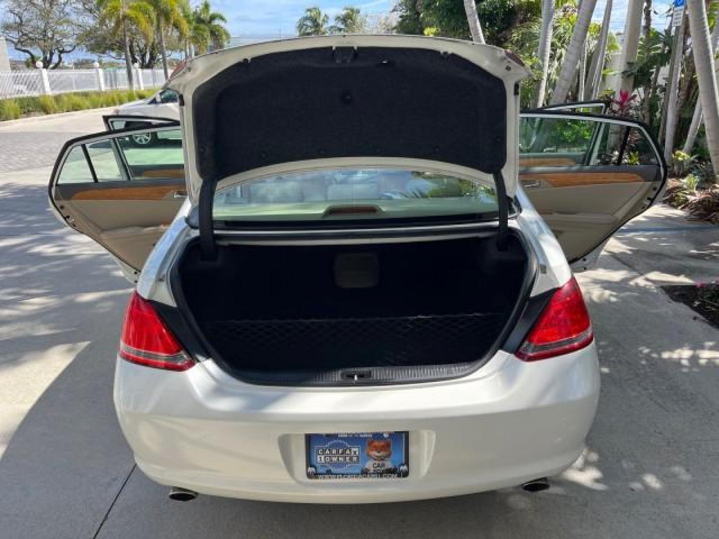 2006 Blizzard Pearl /Lt Gray Toyota Avalon 1 FL XLS LOW MILES 67,142 (4T1BK36BX6U) with an 3.5L 24-Valve EFI DOHC V6 Engine engine, Automatic transmission, located at 4701 North Dixie Hwy, Pompano Beach, FL, 33064, (954) 422-2889, 26.240938, -80.123474 - 2006 TOYOTA AVALON XLS ROAD READY 3.5L V6 XLS VIN: 4T1BK36BX6U107664 LOW MILES 67,142 SEDAN 4 DR 10 SERVICE RECORDS 3.5L V6 F DOHC 24V NO RECALLS 1 OWNER FLORIDA 31 MPG GASOLINE POWER MIRRORS POWER SUNROOF FRONT WHEEL DRIVE DUAL ZONE AC POWER LEATHER SEATS Additional Airbags Adjustable Lumbar Suppor - Photo#15