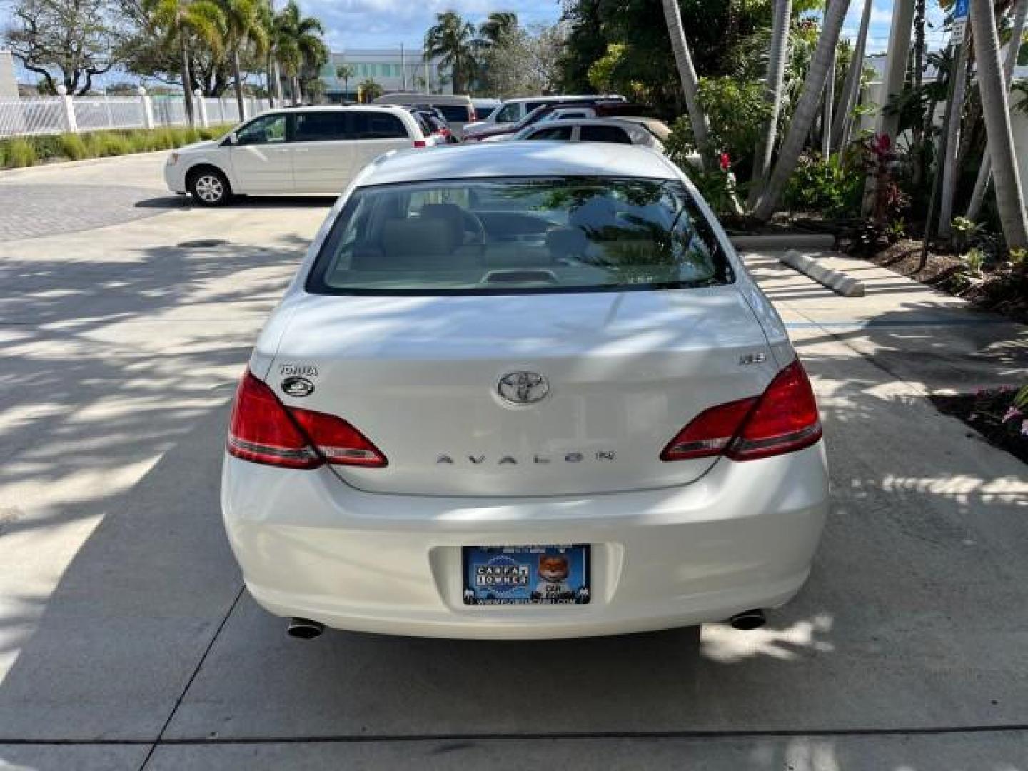 2006 Blizzard Pearl /Lt Gray Toyota Avalon 1 FL XLS LOW MILES 67,142 (4T1BK36BX6U) with an 3.5L 24-Valve EFI DOHC V6 Engine engine, Automatic transmission, located at 4701 North Dixie Hwy, Pompano Beach, FL, 33064, (954) 422-2889, 26.240938, -80.123474 - 2006 TOYOTA AVALON XLS ROAD READY 3.5L V6 XLS VIN: 4T1BK36BX6U107664 LOW MILES 67,142 SEDAN 4 DR 10 SERVICE RECORDS 3.5L V6 F DOHC 24V NO RECALLS 1 OWNER FLORIDA 31 MPG GASOLINE POWER MIRRORS POWER SUNROOF FRONT WHEEL DRIVE DUAL ZONE AC POWER LEATHER SEATS Additional Airbags Adjustable Lumbar Suppor - Photo#6