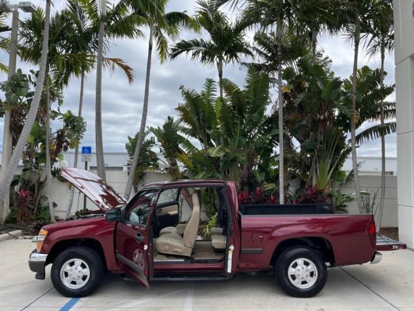 2007 Deep Ruby Metallic /Very Dark Pewter Chevrolet Colorado 1 LT 4 DR LOW MILES 19,968 (1GCCS19E178) with an 3.7L DOHC 5-Cyl MFI Engine engine, Automatic transmission, located at 4701 North Dixie Hwy, Pompano Beach, FL, 33064, (954) 422-2889, 26.240938, -80.123474 - 2007 CHEVROLET COLORADO LT ROAD READY 3,7L I5 VIN: 1GCCS19E178250306 NO ACCIDENTS 4 DOOR EXTENDED CAB PICKUP NO RECALLS 23 MPG 3.7L I5 F BEAUTIFUL 1 OWNER 6.1FT BED GASOLINE CLEAN SUPER LOW MILES 19,968 REAR WHEEL DRIVE NEVER BEEN USED FOR WORK 11 SERVICE RECORDS 6.1' Bed Length Anti-Theft System Cr - Photo#8