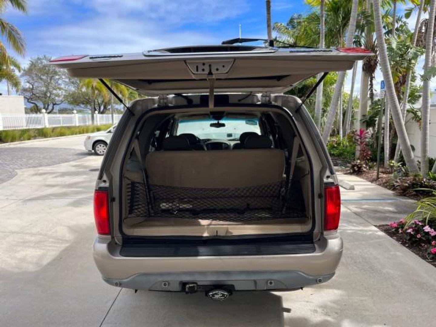 2001 Mineral Grey Metallic /Medium Graphite Lincoln Navigator LOW MILES 60,720 (5LMEU27AX1L) with an 5.4L DOHC 32-Valve V8 Intech Engine engine, Automatic transmission, located at 4701 North Dixie Hwy, Pompano Beach, FL, 33064, (954) 422-2889, 26.240938, -80.123474 - 2001 LINCOLN NAVIGATOR NEW $ 45,395 ROAD READY VIN: 5LMEU27AX1LJ06792 NO ACCIDENTS NO RECALLS 4 DOOR WAGON/SPORT UTILITY LOW MILES 60,720 5.4L V8 5.4L V8 F DOHC POWER LEATHER SEATS 3 ROW GASOLINE 27 SERVICE RECORDS REAR WHEEL DRIVE BACK UP SENSORS POWER MIRRORS DUAL AC Air Suspension Alloy Wheels An - Photo#71