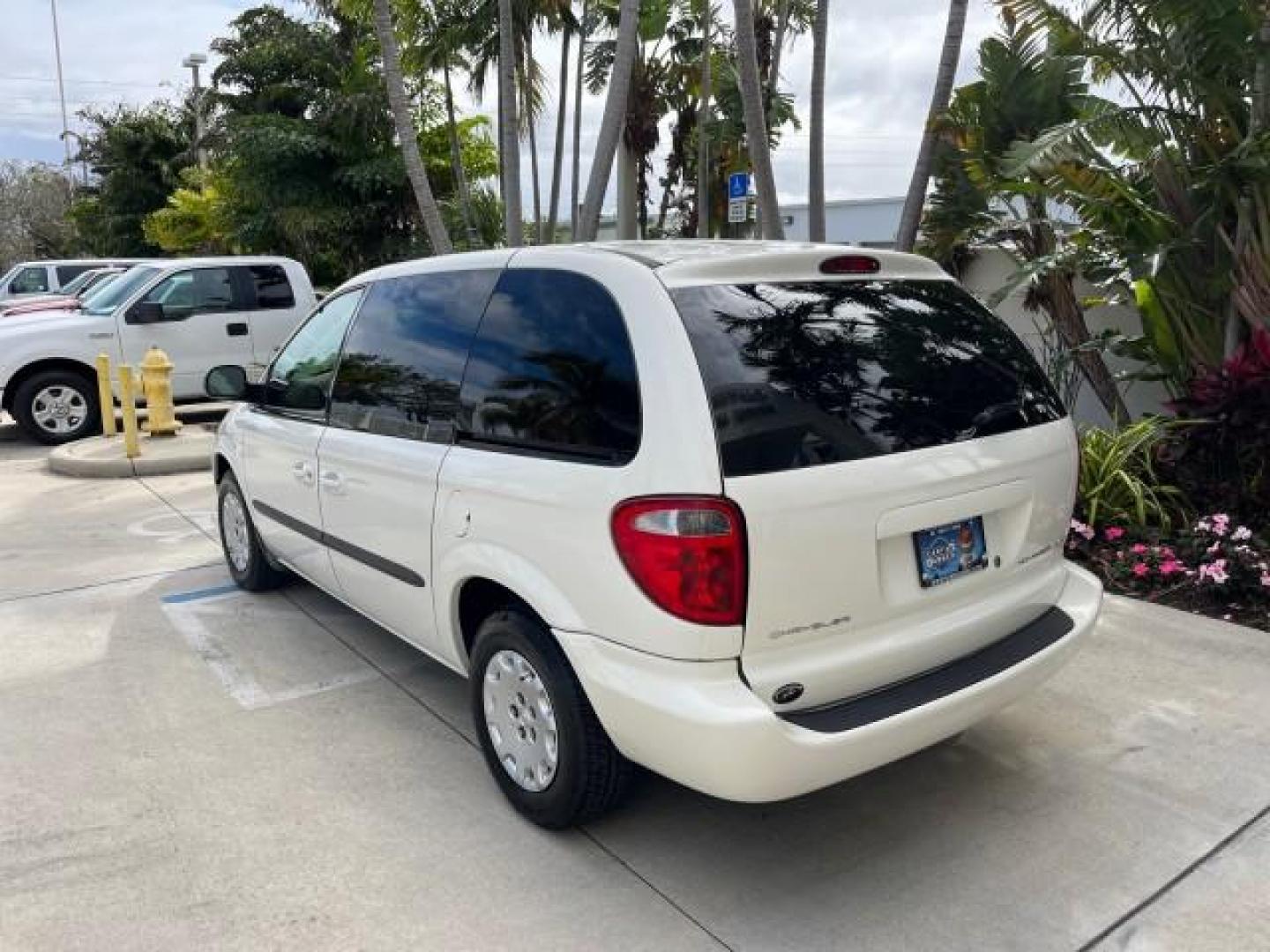 2003 Stone White /Sandstone Chrysler Voyager 1 FL LX LOW MILES 75,819 (1C4GJ45393B) with an 3.3L OHV Flex-Fuel V6 Engine engine, Automatic transmission, located at 4701 North Dixie Hwy, Pompano Beach, FL, 33064, (954) 422-2889, 26.240938, -80.123474 - 2003 CHRYSLER VOYAGER LX POPULAR NON SMOKER ROAD READY 3.3L V6 VIN: 1C4GJ45393B133015 NO RECALLS VAN 1 OWNER FLORIDA 3.3L V6 F SOHC 12V LOW MILES 75,819 GASOLINE 15 SERVICE RECORDS FRONT WHEEL DRIVE 3 ROW SEATS Approach Lights FWD Front Bucket Seats Rear Privacy Glass THIS IS ONE OF THE NICEST CHRYS - Photo#5