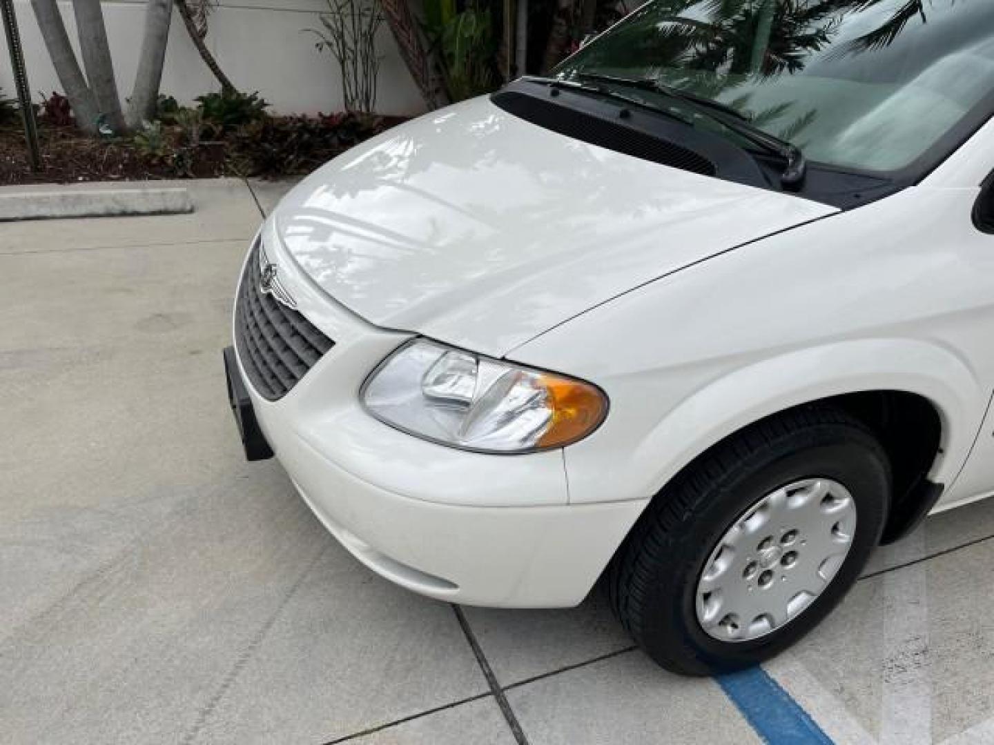 2003 Stone White /Sandstone Chrysler Voyager 1 FL LX LOW MILES 75,819 (1C4GJ45393B) with an 3.3L OHV Flex-Fuel V6 Engine engine, Automatic transmission, located at 4701 North Dixie Hwy, Pompano Beach, FL, 33064, (954) 422-2889, 26.240938, -80.123474 - 2003 CHRYSLER VOYAGER LX POPULAR NON SMOKER ROAD READY 3.3L V6 VIN: 1C4GJ45393B133015 NO RECALLS VAN 1 OWNER FLORIDA 3.3L V6 F SOHC 12V LOW MILES 75,819 GASOLINE 15 SERVICE RECORDS FRONT WHEEL DRIVE 3 ROW SEATS Approach Lights FWD Front Bucket Seats Rear Privacy Glass THIS IS ONE OF THE NICEST CHRYS - Photo#76