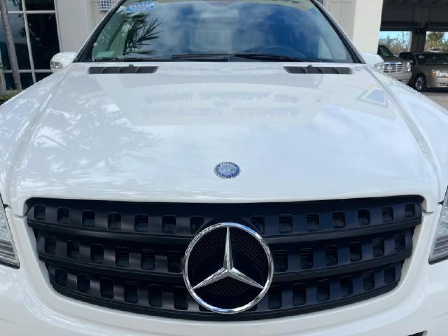 2006 Alabaster White /Black Mercedes-Benz M-Class AWD 3.5L ONLY 50,830 (4JGBB86E46A) with an 3.5L SMPI DOHC 24-Valve V6 Engine engine, Automatic transmission, located at 4701 North Dixie Hwy, Pompano Beach, FL, 33064, (954) 422-2889, 26.240938, -80.123474 - OUR WEBPAGE FLORIDACARS1.COM HAS OVER 100 PHOTOS AND FREE CARFAX LINK 2006 MERCEDES-BENZ M-CLASS ML 350 NEW $ 57,810 ROAD READY VIN: 4JGBB86E46A006936 LOW MILES 50,830 3.5L V6 4 DOOR WAGON/SPORT UTILITY NO ACCIDENTS FLORIDA OWNER 3.5L V6 F DOHC 24V POWER SUNROOF/MIRRORS GASOLINE DUAL AC POWER LEATHE - Photo#78