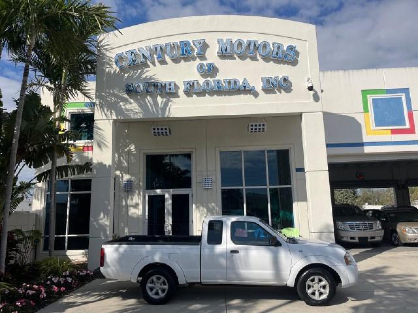 2003 Avalanche /Gray Nissan Frontier 2WD 1 FL XE LOW MILES 56,647 (1N6DD26T13C) with an 2.4L DOHC SMPI 16-Valve 4-Cyl Engine engine, Automatic transmission, located at 4701 North Dixie Hwy, Pompano Beach, FL, 33064, (954) 422-2889, 26.240938, -80.123474 - 2003 NISSAN FRONTIER X CAB AUTO ROAD READY 2.4L I4 VIN: 1N6DD26T13C408137 NO ACCIDENTS NO RECALLS CLUB CAB PICKUP 1 OWNER FLORIDA 2.4L I4 F DOHC 16V LOW MILES 56,647 27 MPG GASOLINE 4 SERVICE RECORDS REAR WHEEL DRIVE 6,1FT BED NEW LIKE TIRES ABS Brakes Automatic Transmission Power Locks Rear Defrost - Photo#0