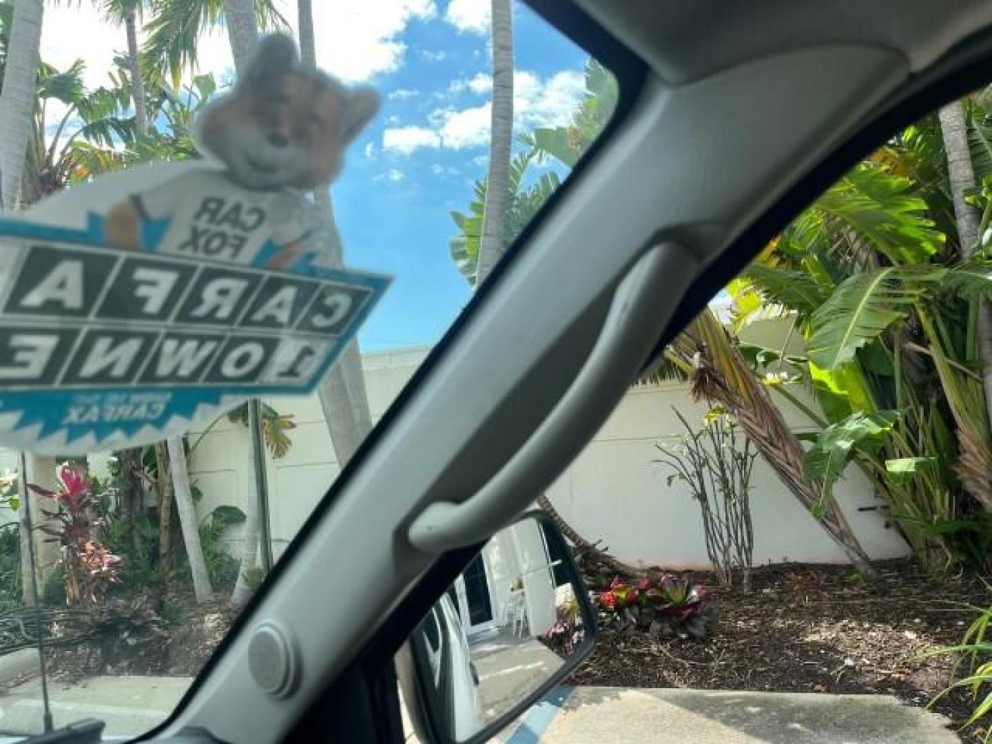 2003 Avalanche /Gray Nissan Frontier 2WD 1 FL XE LOW MILES 56,647 (1N6DD26T13C) with an 2.4L DOHC SMPI 16-Valve 4-Cyl Engine engine, Automatic transmission, located at 4701 North Dixie Hwy, Pompano Beach, FL, 33064, (954) 422-2889, 26.240938, -80.123474 - 2003 NISSAN FRONTIER X CAB AUTO ROAD READY 2.4L I4 VIN: 1N6DD26T13C408137 NO ACCIDENTS NO RECALLS CLUB CAB PICKUP 1 OWNER FLORIDA 2.4L I4 F DOHC 16V LOW MILES 56,647 27 MPG GASOLINE 4 SERVICE RECORDS REAR WHEEL DRIVE 6,1FT BED NEW LIKE TIRES ABS Brakes Automatic Transmission Power Locks Rear Defrost - Photo#48